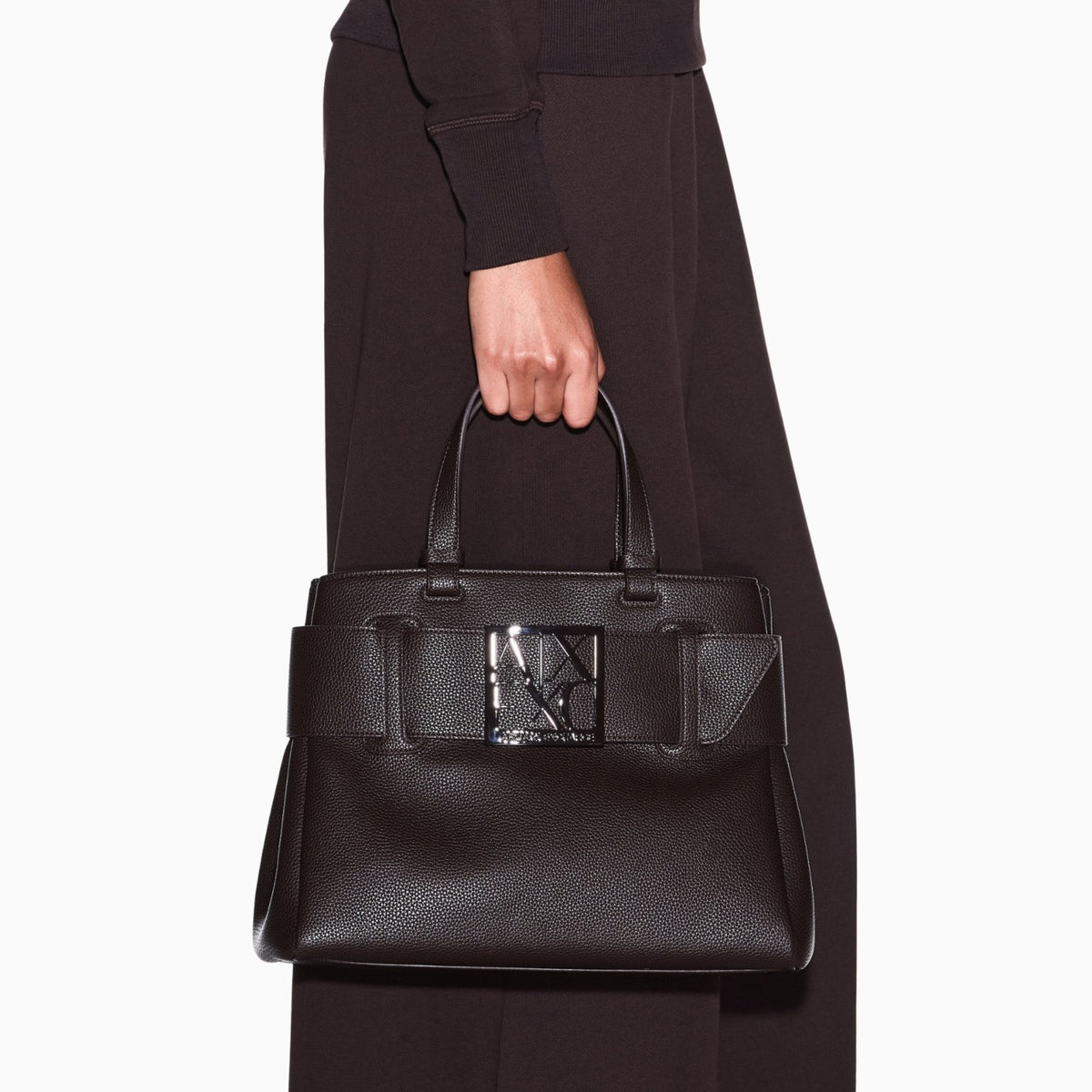 SHOPPING_BAG_XW000285AF11902_U6032_Image_2