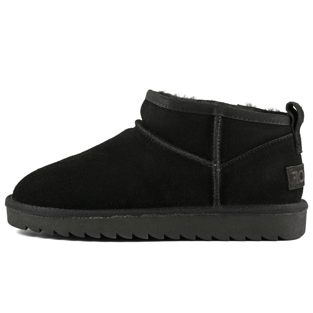 SHORT_SHEEPSKIN_BOOT_IN_SUEDE_HCSHEAR02_BLA_Image_1