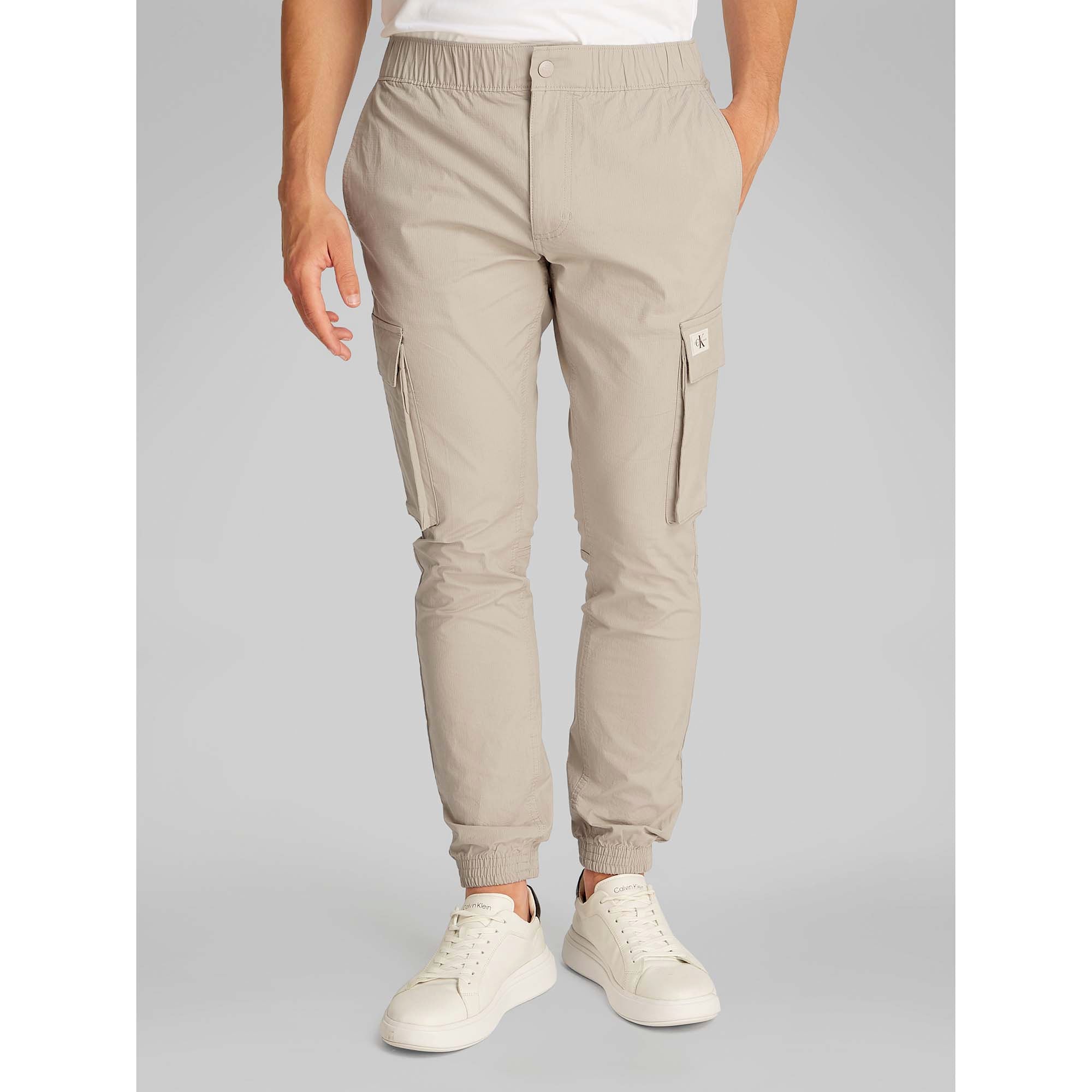 SKINNY_CARGO_J30J327614_PAN_Image_3