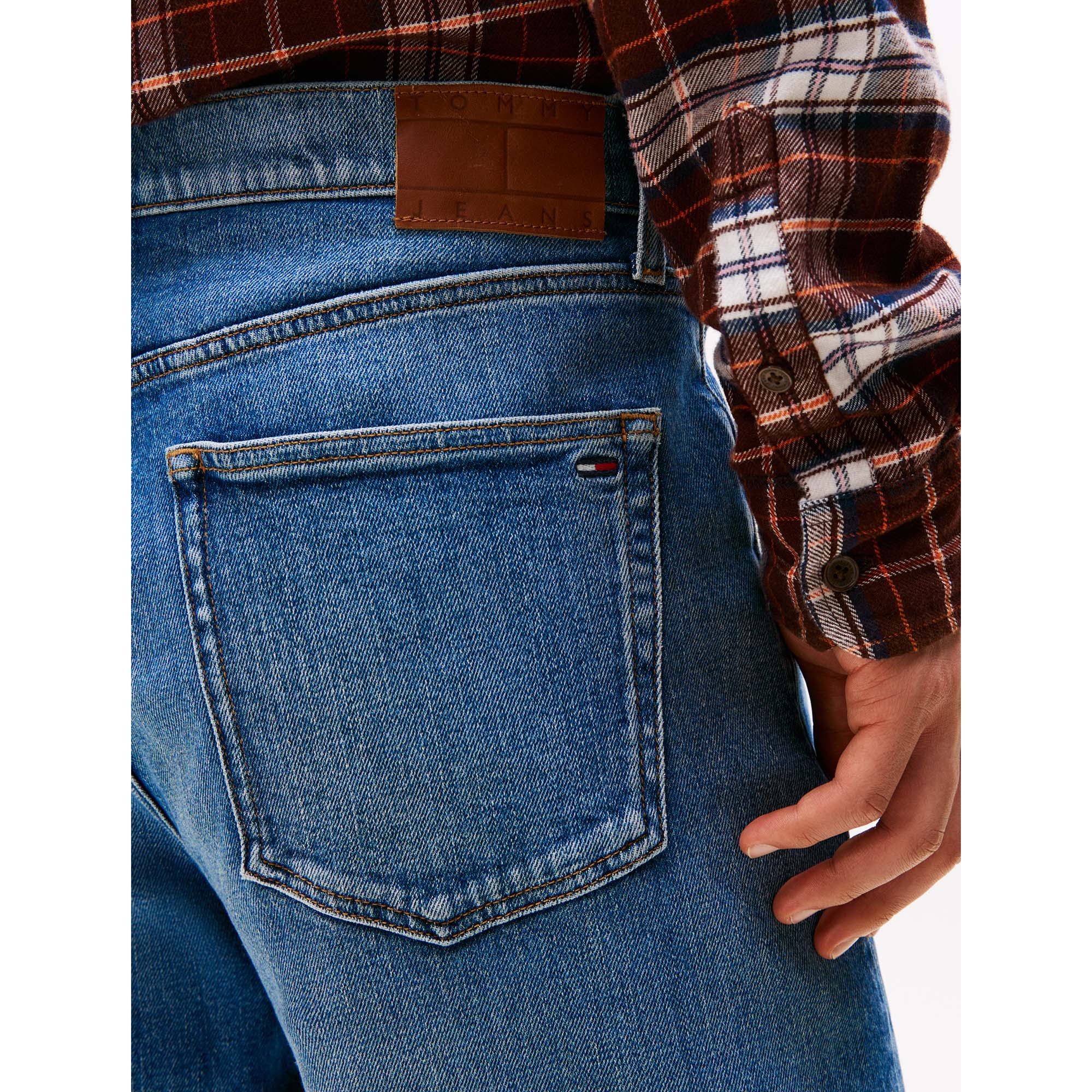 SONNY_RGLR_TPRD_BI01_DM0DM22163_1A5_Image_5