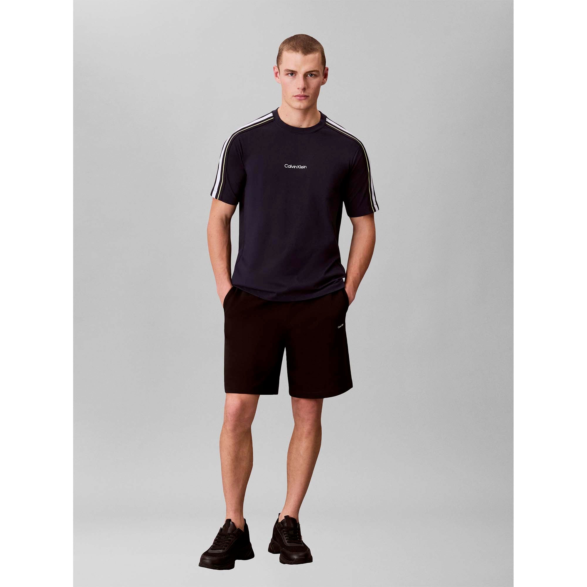 SS_TAPE_TEE_LVGMS6K103_0PP_Image_5