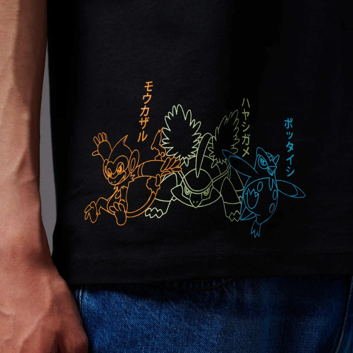 STARTERS_EVOLUTION_TEE_TS1344T4_01_Image_5