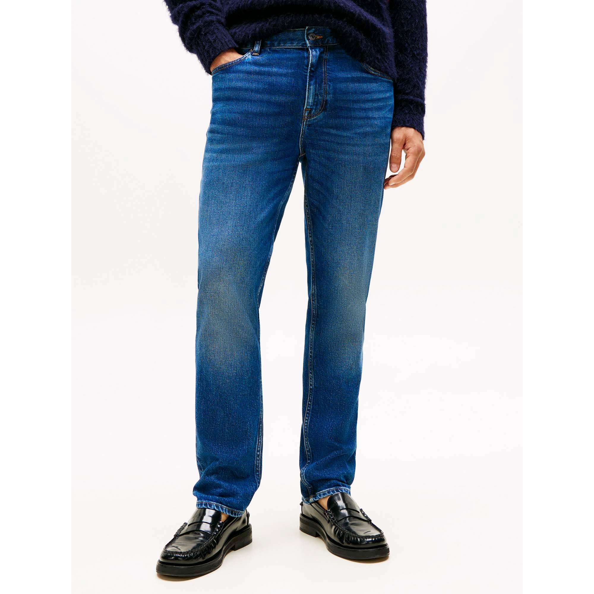 STRAIGHT_DENTON_STR_MW0MW40367_1A8_Image_2