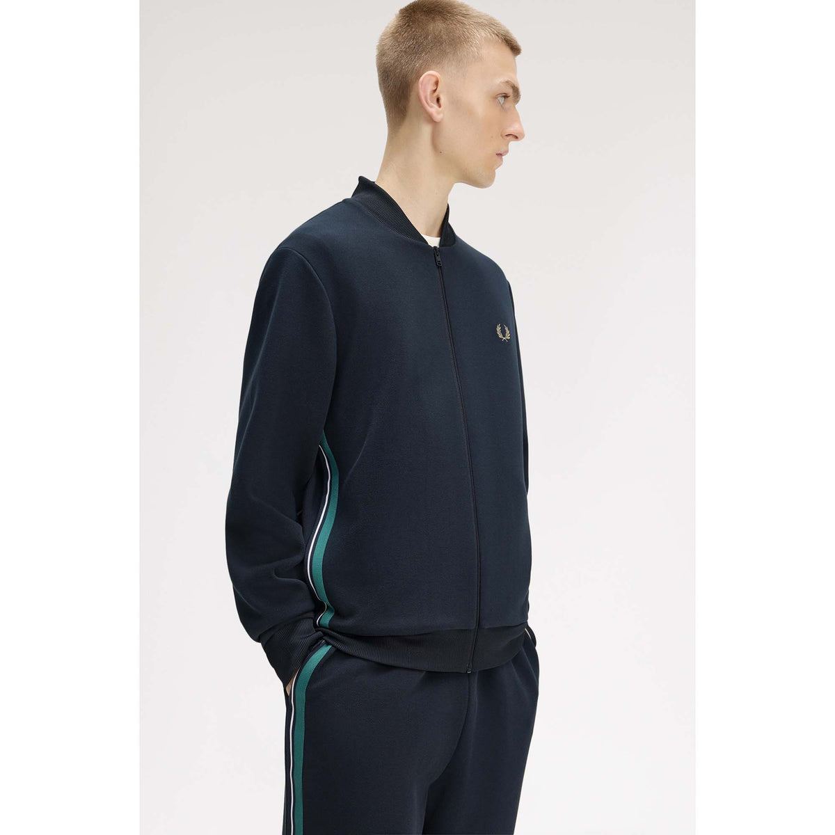STRIPE_TAPE_TRACK_JACKET_J2334_608_Image_9