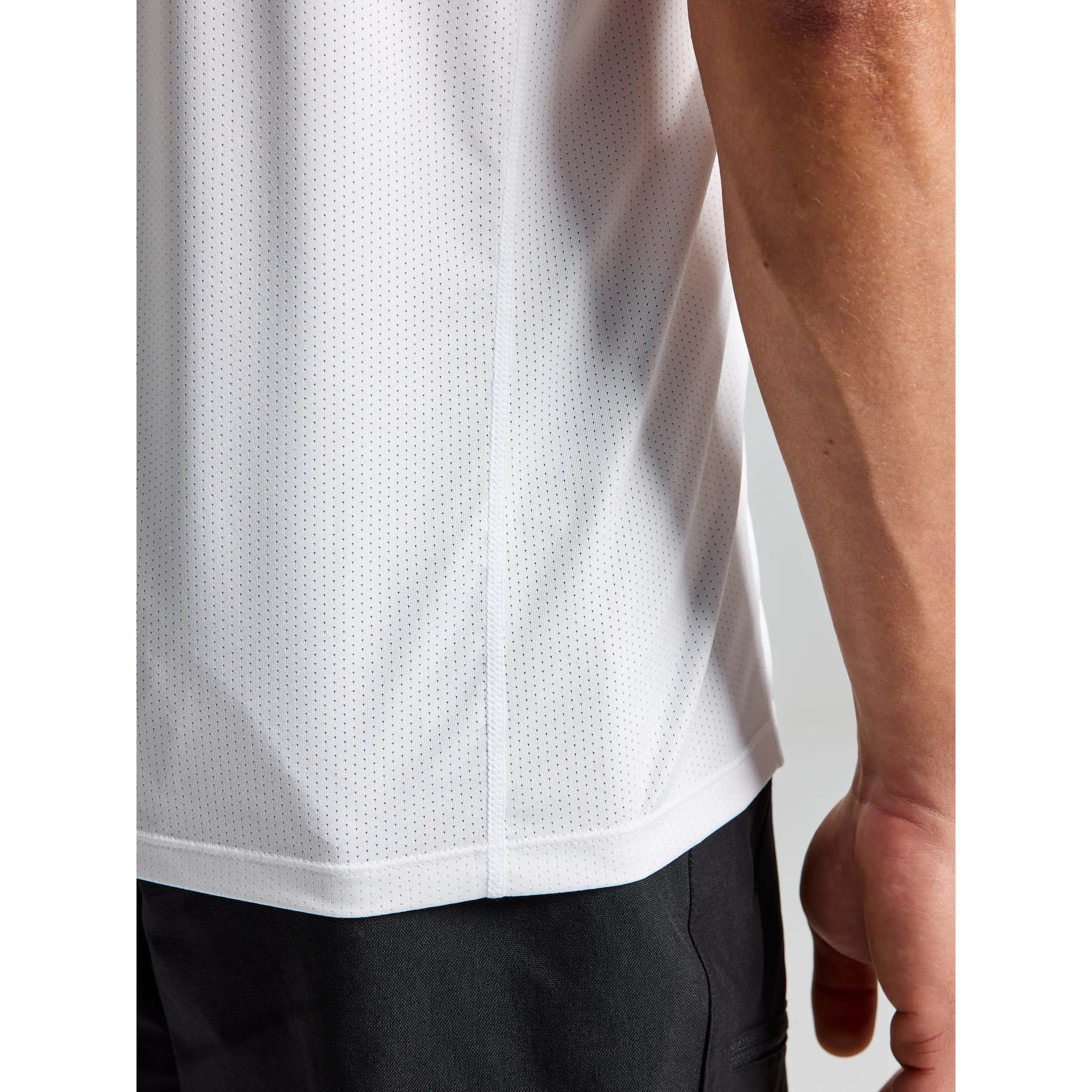 SUNBLOCK_SS_A112002S00_W54_Image_5