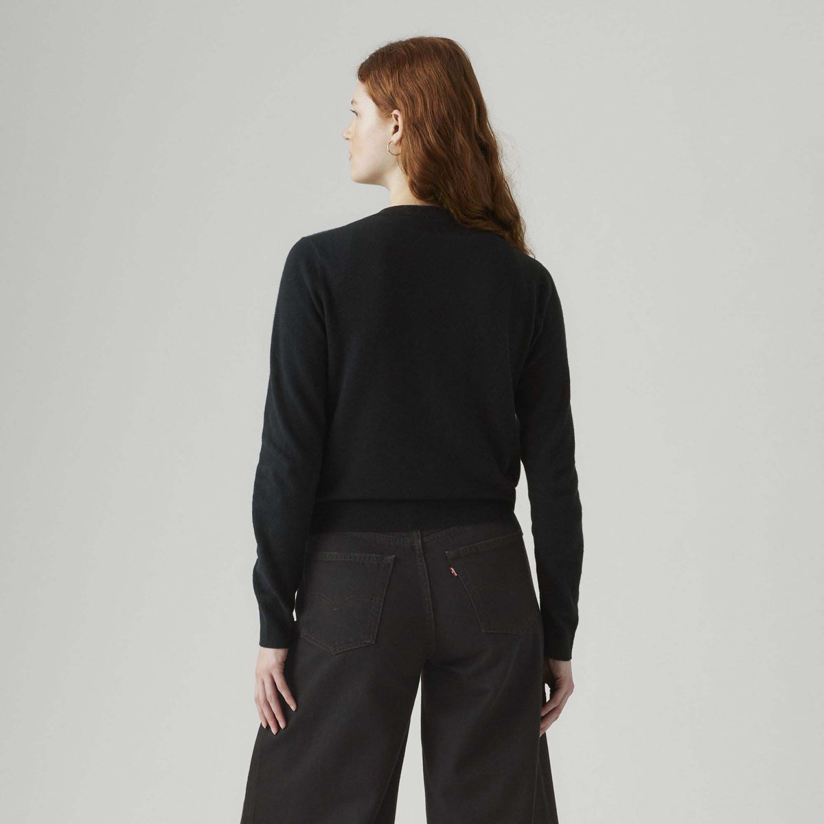 SUPER_SOFT_CREWNECK_CARDI_ANTHRACITE_NIGHT_0037P_0000_Image_3