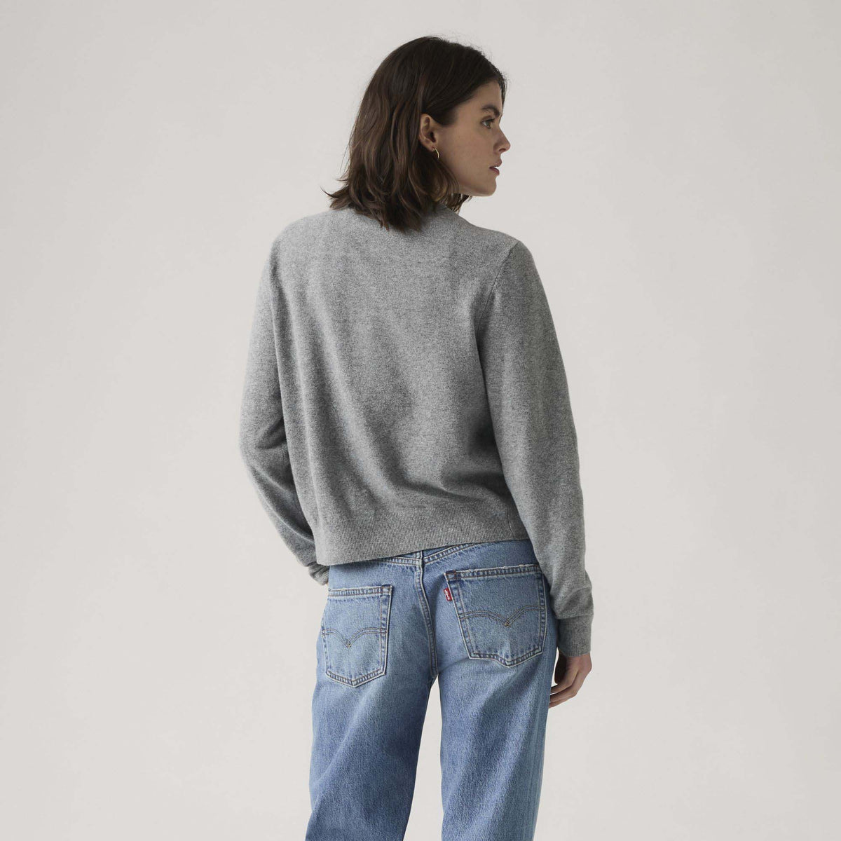 SUPER_SOFT_CREWNECK_CARDI_DARK_HEATHER_GRAY_0037P_0001_Image_3