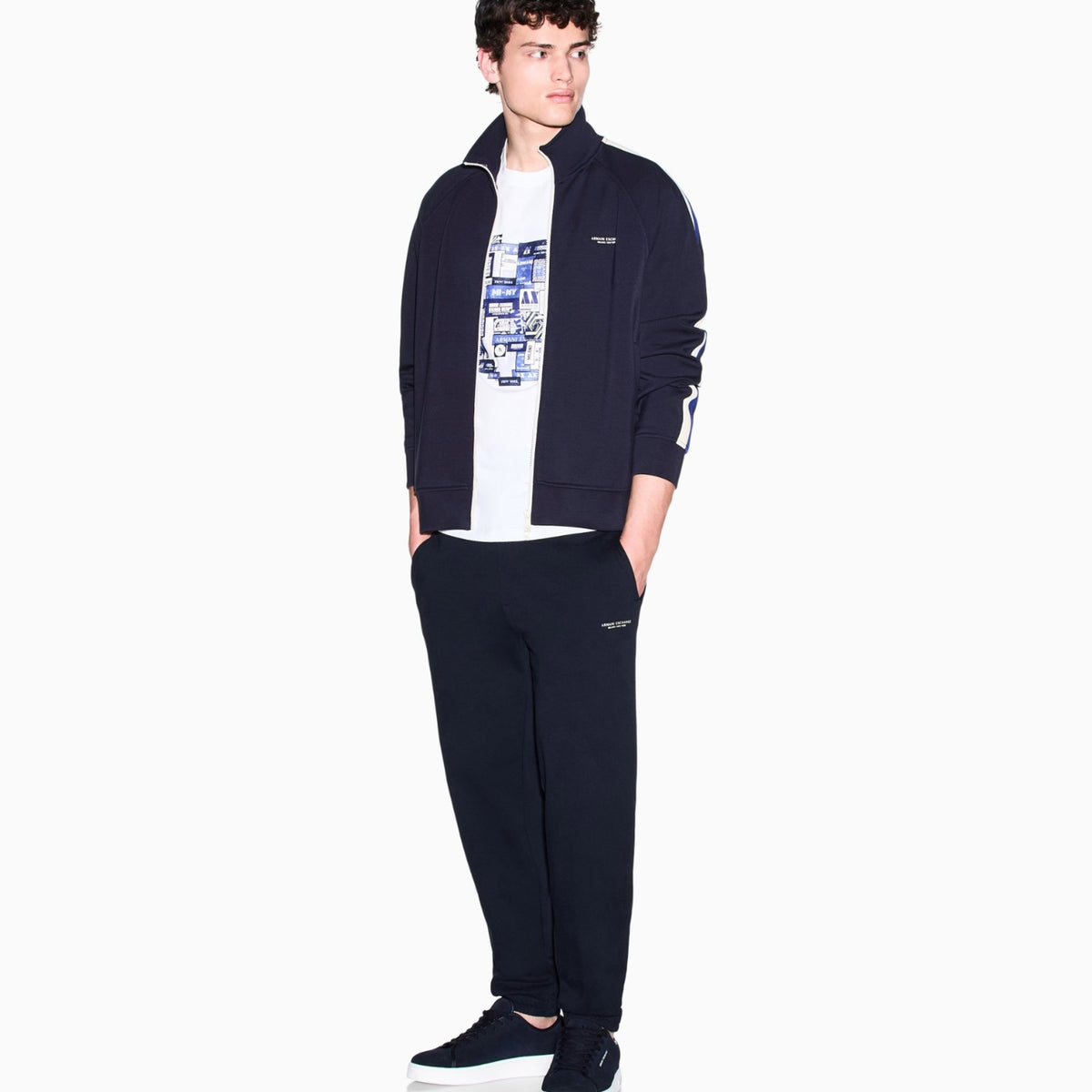 SWEATSHIRT_XM002892AF19936_UB101_Image_5