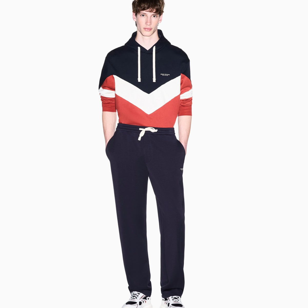 SWEATSHIRT_XM002963AF20934_MB749_Image_5