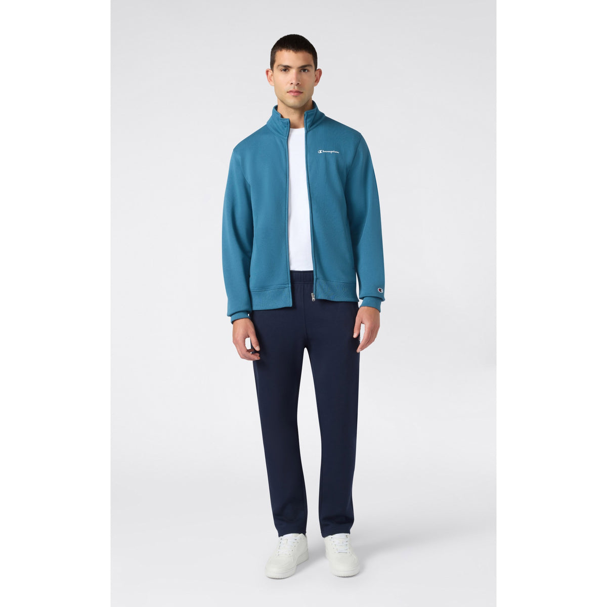 SWEATSUIT_221786_BS133_Image_2