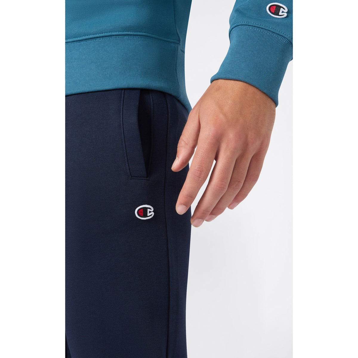 SWEATSUIT_221786_BS133_Image_5
