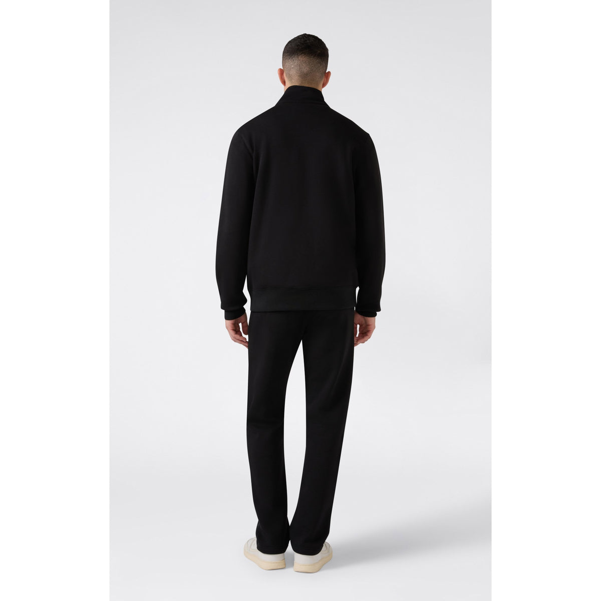 SWEATSUIT_221786_KK001_Image_3