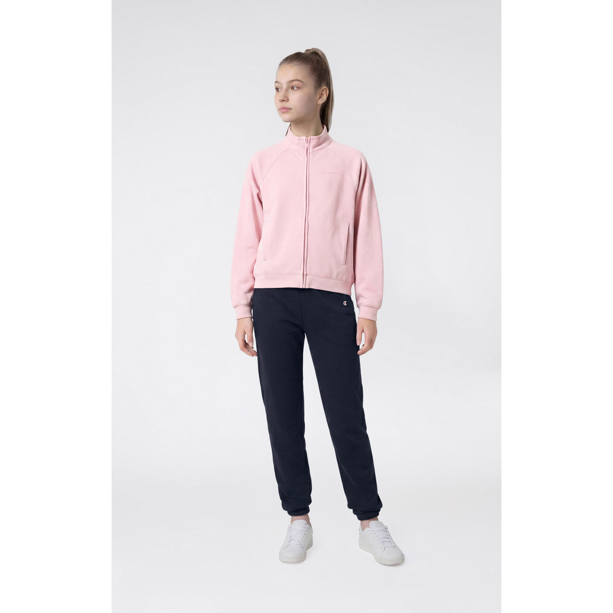 SWEATSUIT_405240_PS090_Image_2