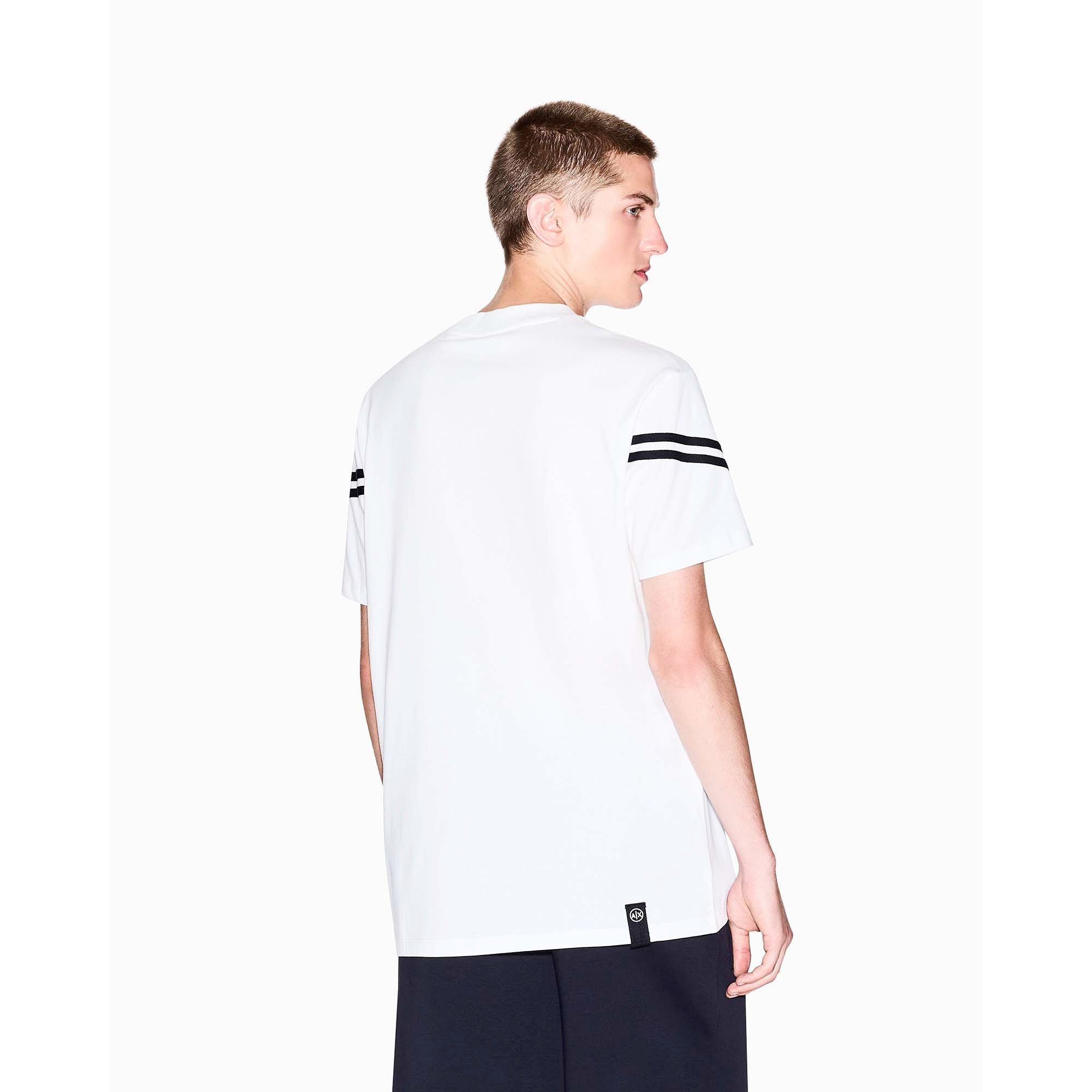 T-SHIRT_XM001081AF12308_U0009_Image_3