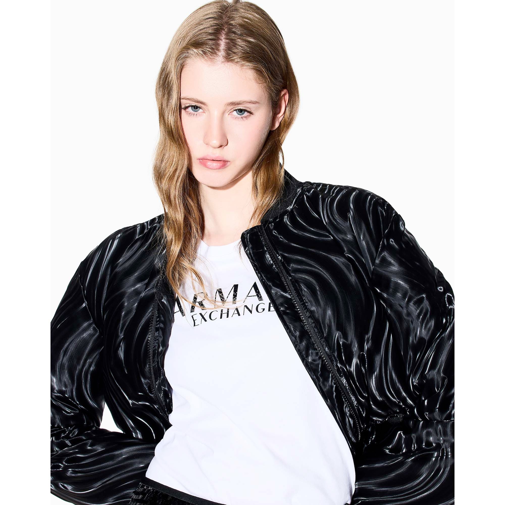 T-SHIRT_XW001351AF17172_U0002_Image_4