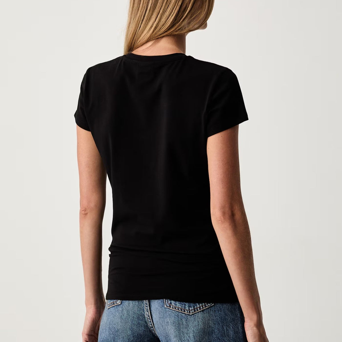 T-SHIRT_XW002971AF16294_UC001_Image_3