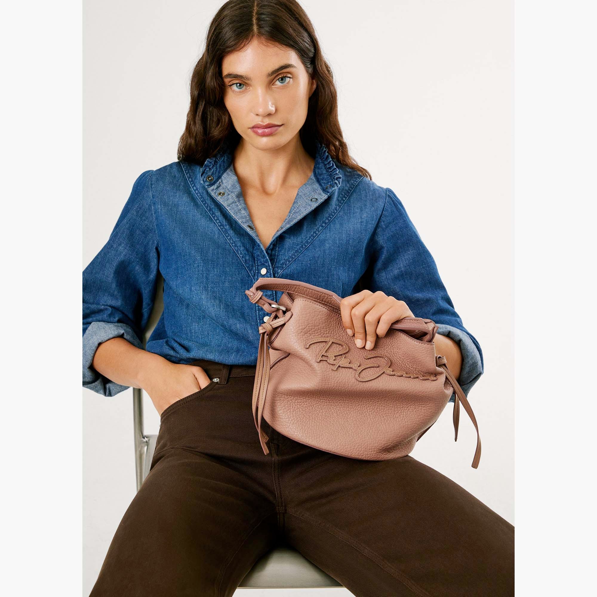 TAYLOR_SCRIPT_PL031665_328_Image_6