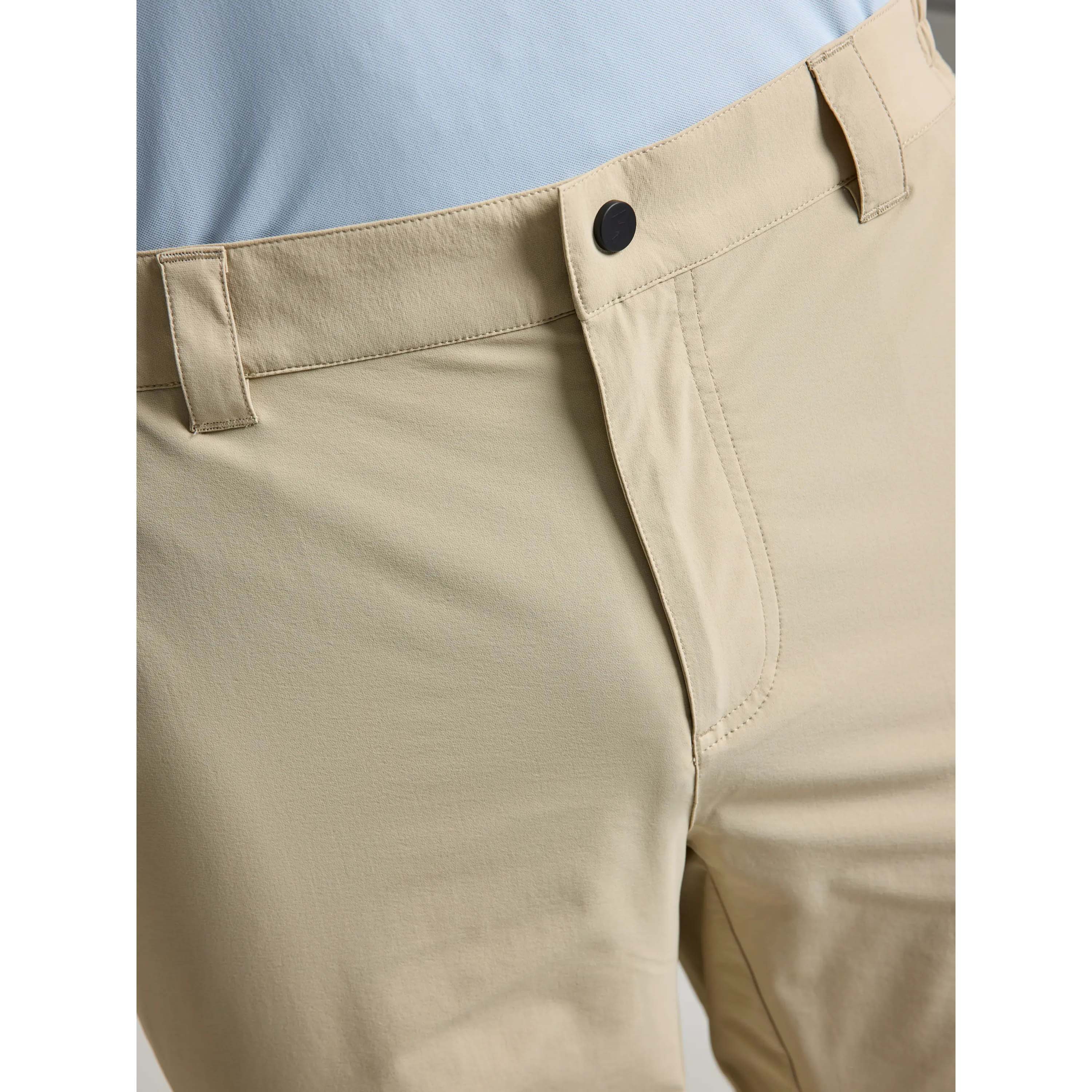 TECH_CHINO_SHORT_A140006S01_W09_Image_7