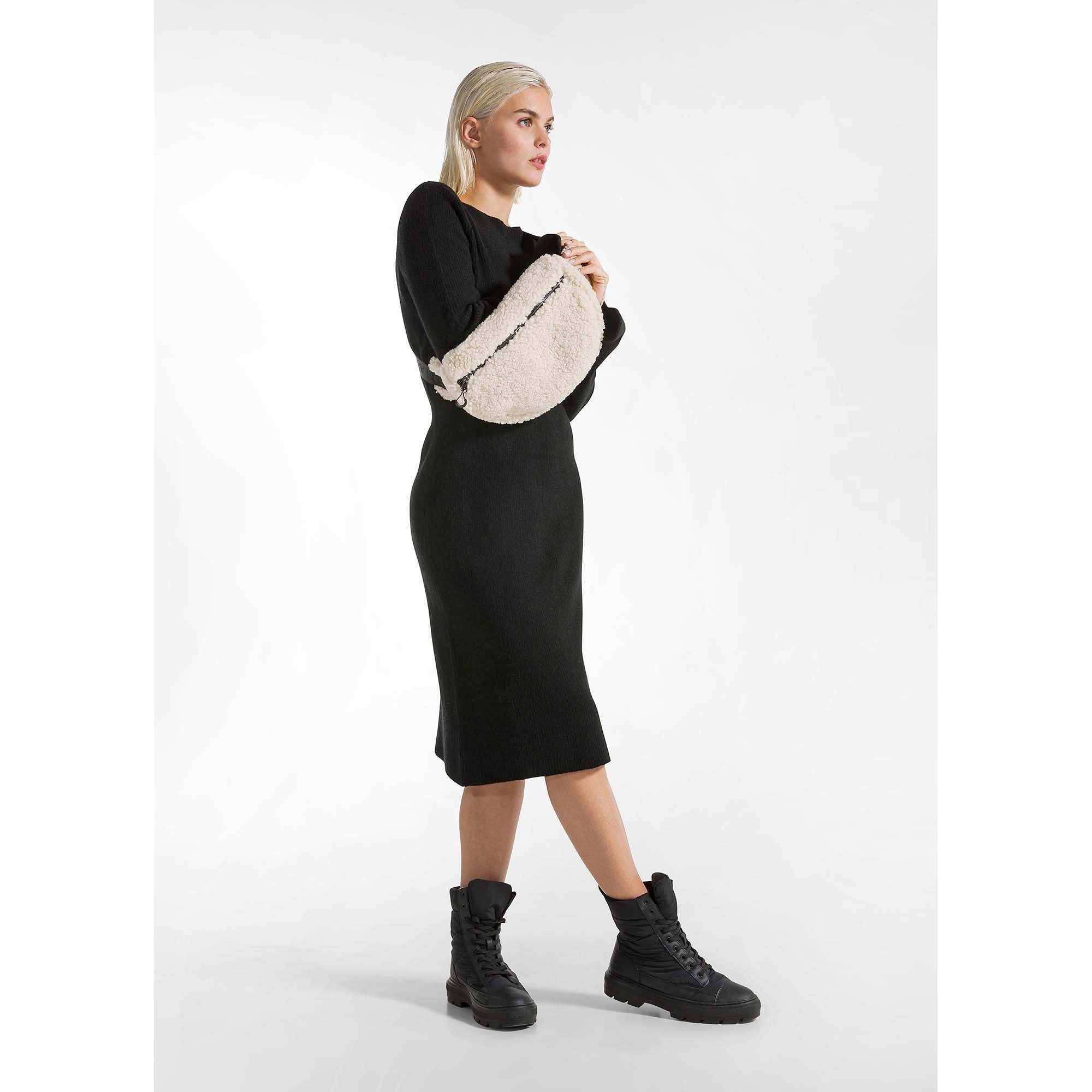 TEDDY_BELT_BAG_D12953_26005_Image_2