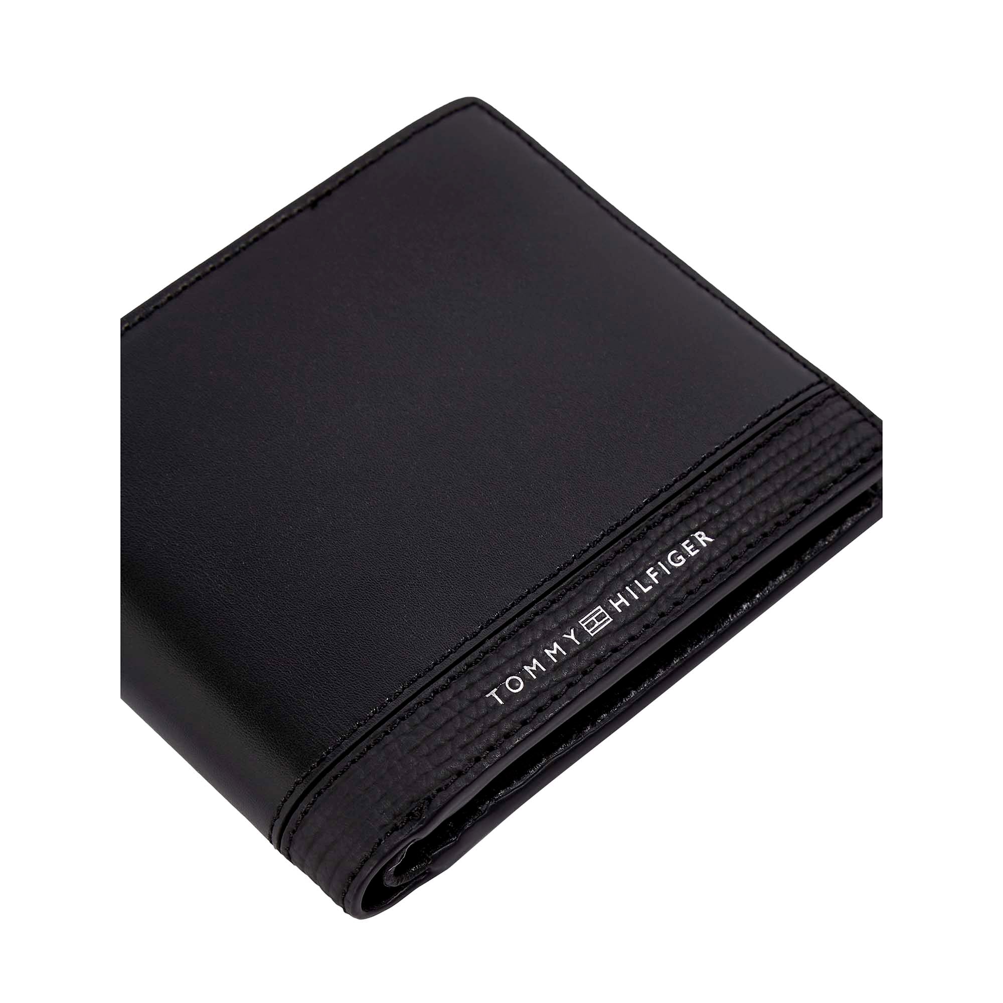 TH_BUSINESS_CC_AND_COIN_AM0AM13038_BDS_Image_4