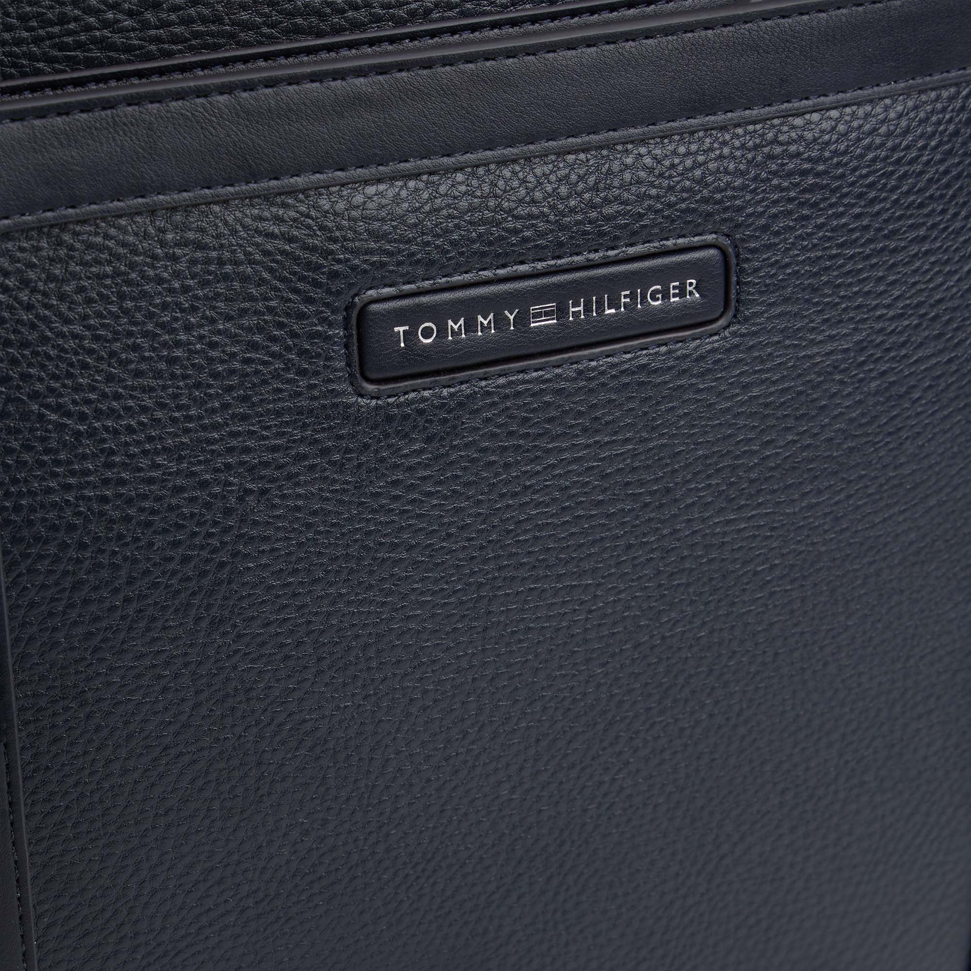 TH_CENTRAL_BACKPACK_AM0AM13983_DW6_Image_4