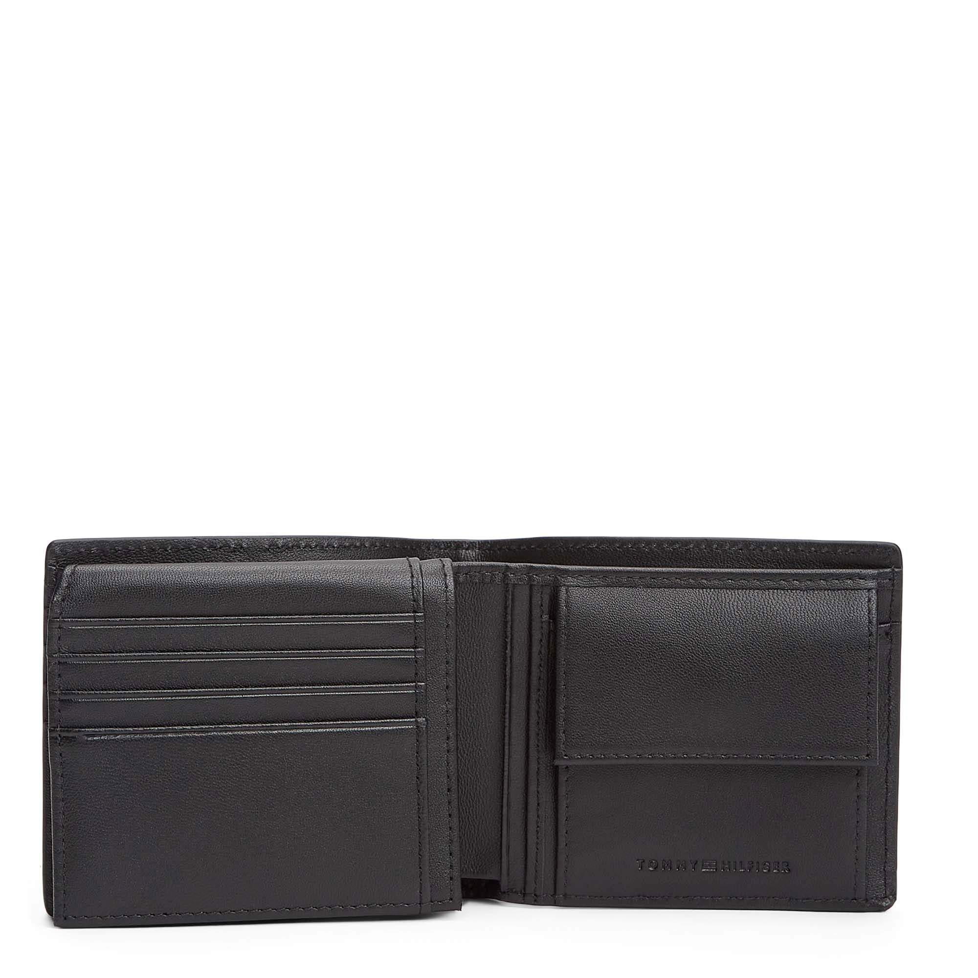 TH_CORP_CC_FLAP_AND_COIN_AM0AM13969_BDS_Image_4