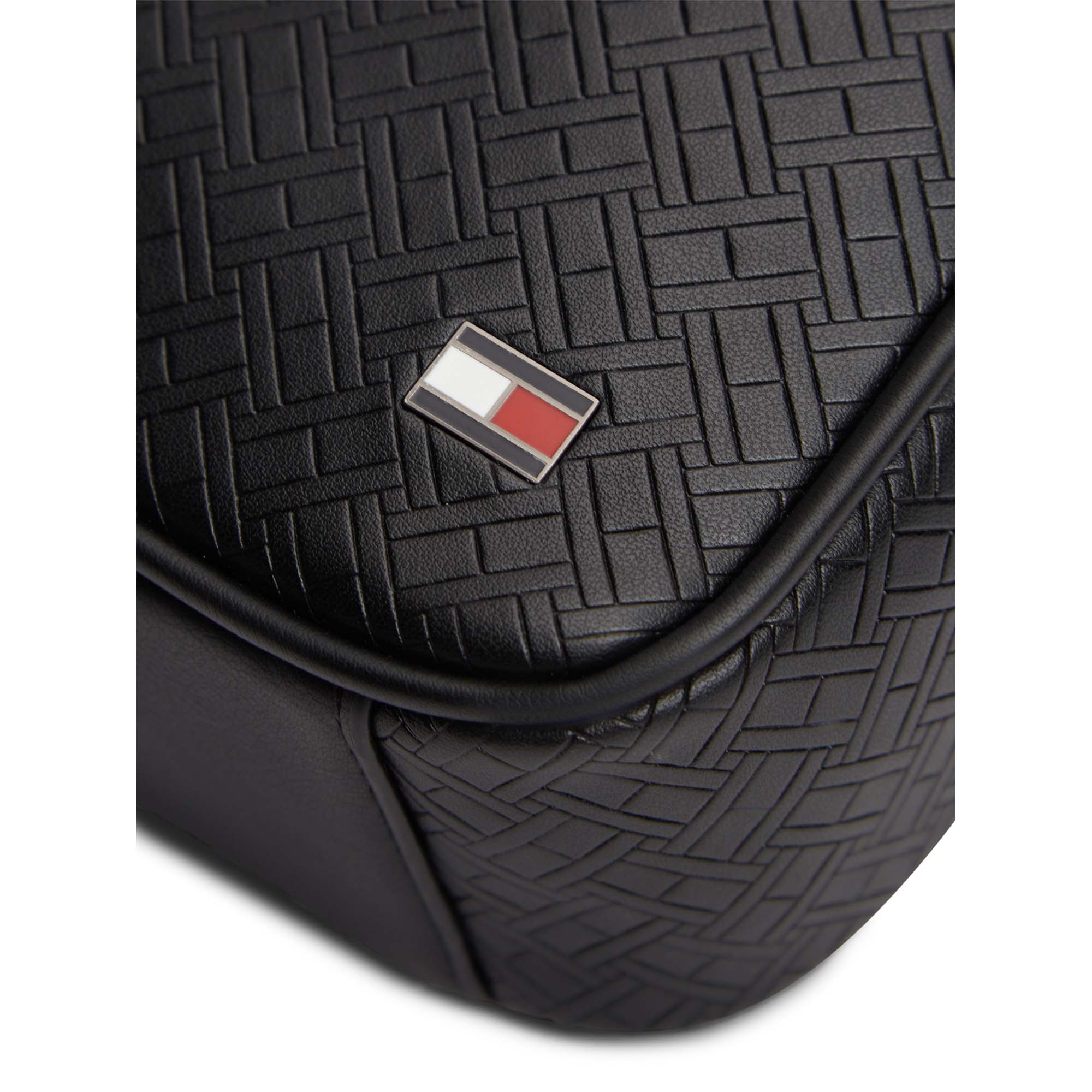 TH_EMBOSSED_FLAG_MINI_REPORTER_AM0AM14193_BDS_Image_4