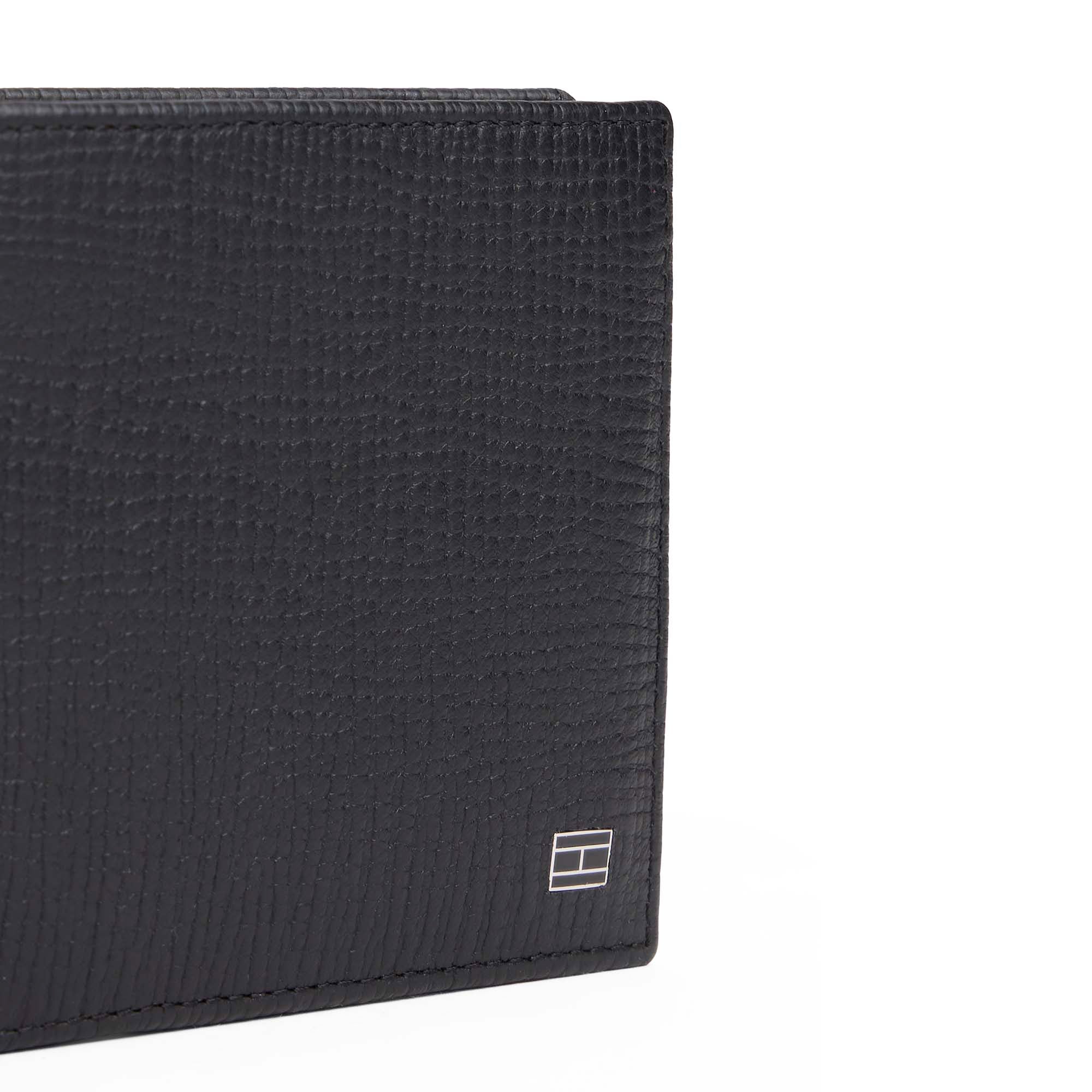 TH_FLAG_EXTRA_CC_COIN_AM0AM13713_BDS_Image_4