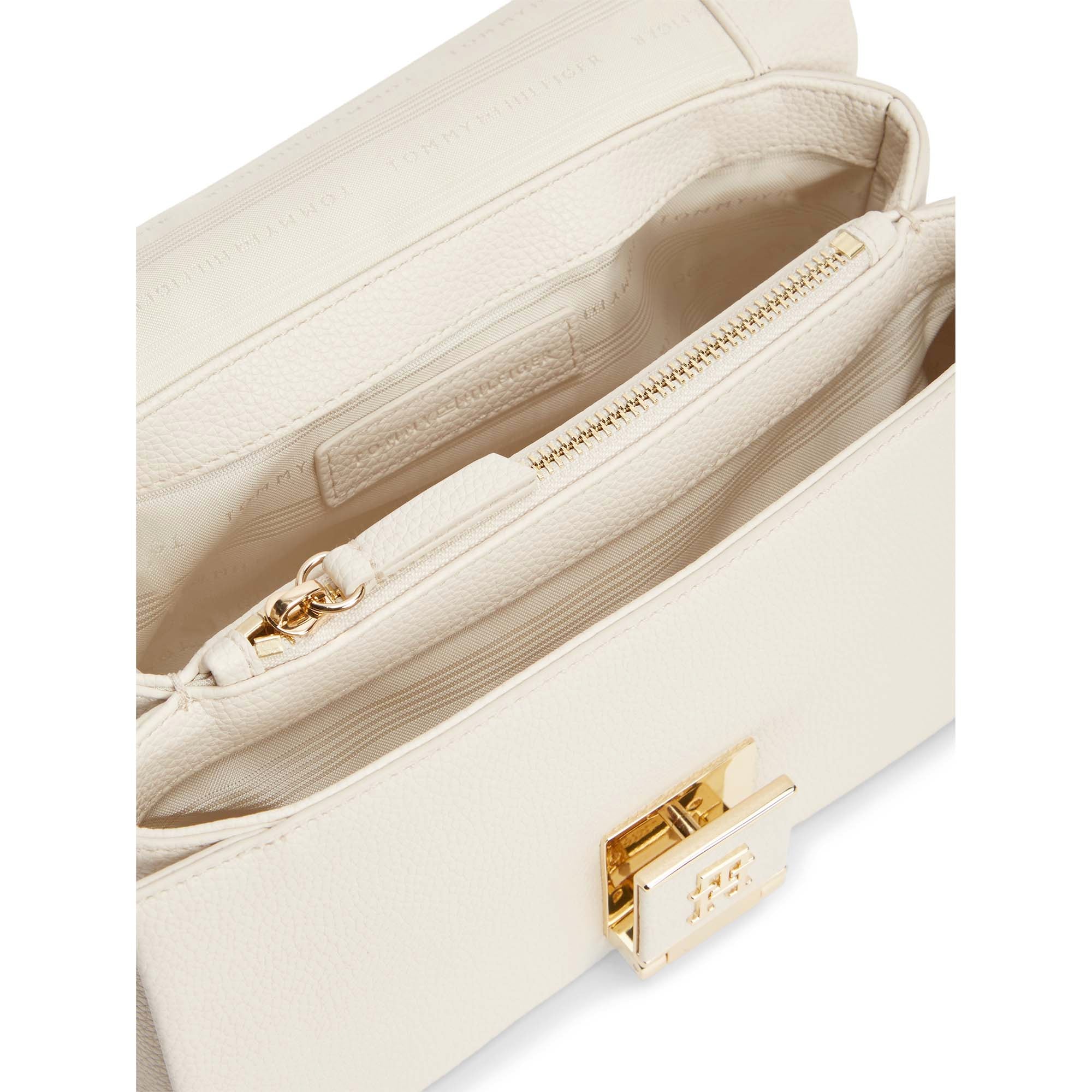 TH_HER_MED_CROSSOVER_AW0AW17216_AEO_Image_3