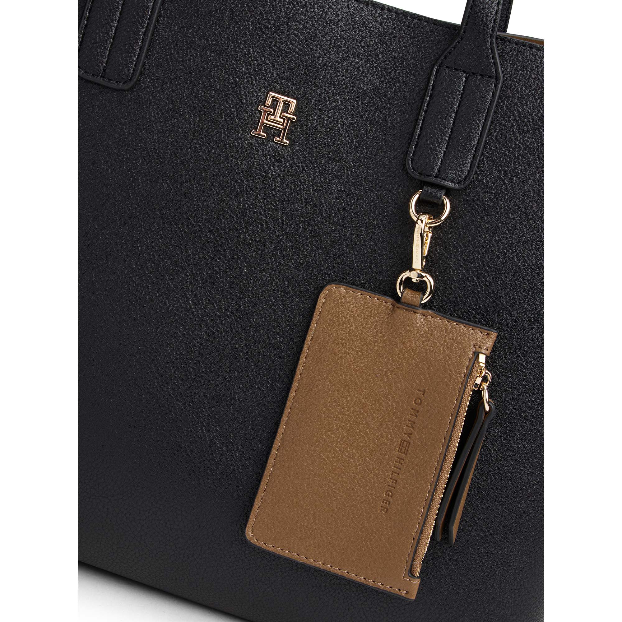 TH_ICON_SATCHEL_AW0AW18122_BDS_Image_4