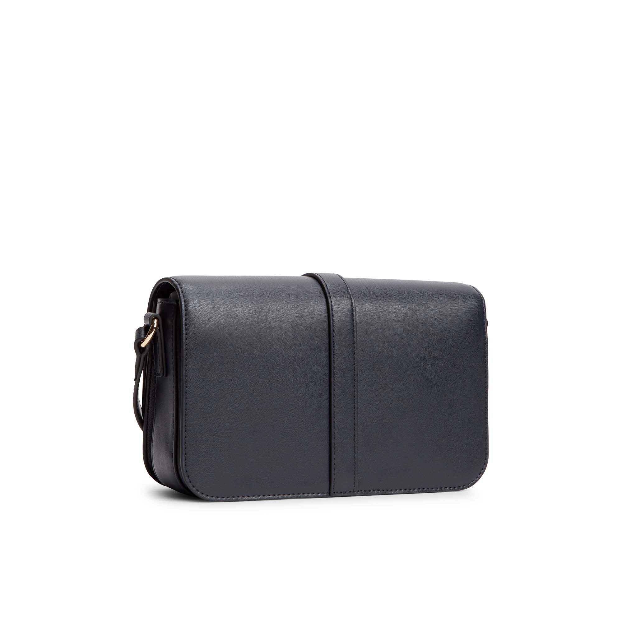 TH_LIBRE_FLAP_CROSSOVER_AW0AW17723_DW6_Image_2