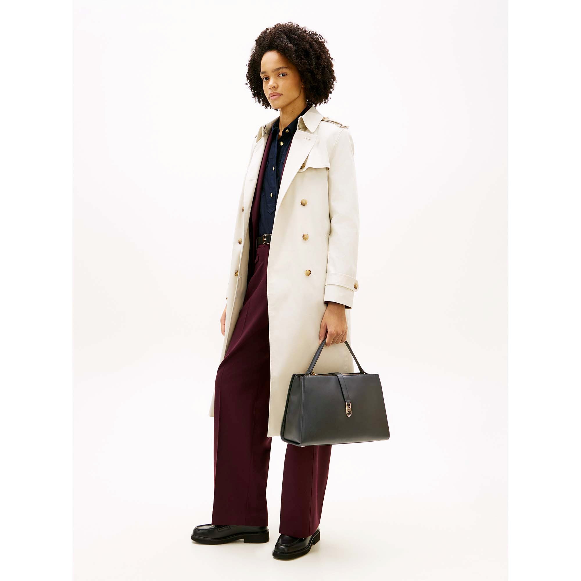 TH_LIBRE_MED_SATCHEL_AW0AW17724_BDS_Image_5