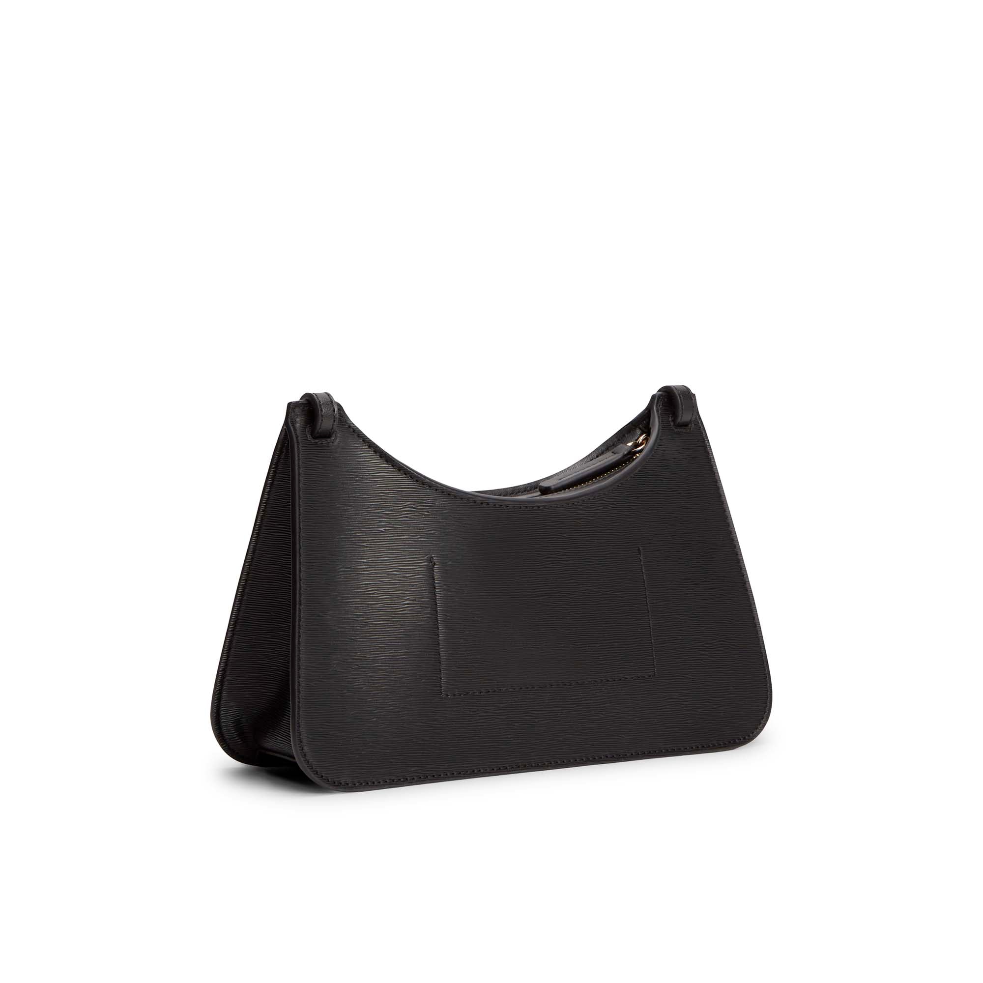 TH_MODERN_CROSSOVER_AW0AW18619_BDS_Image_2