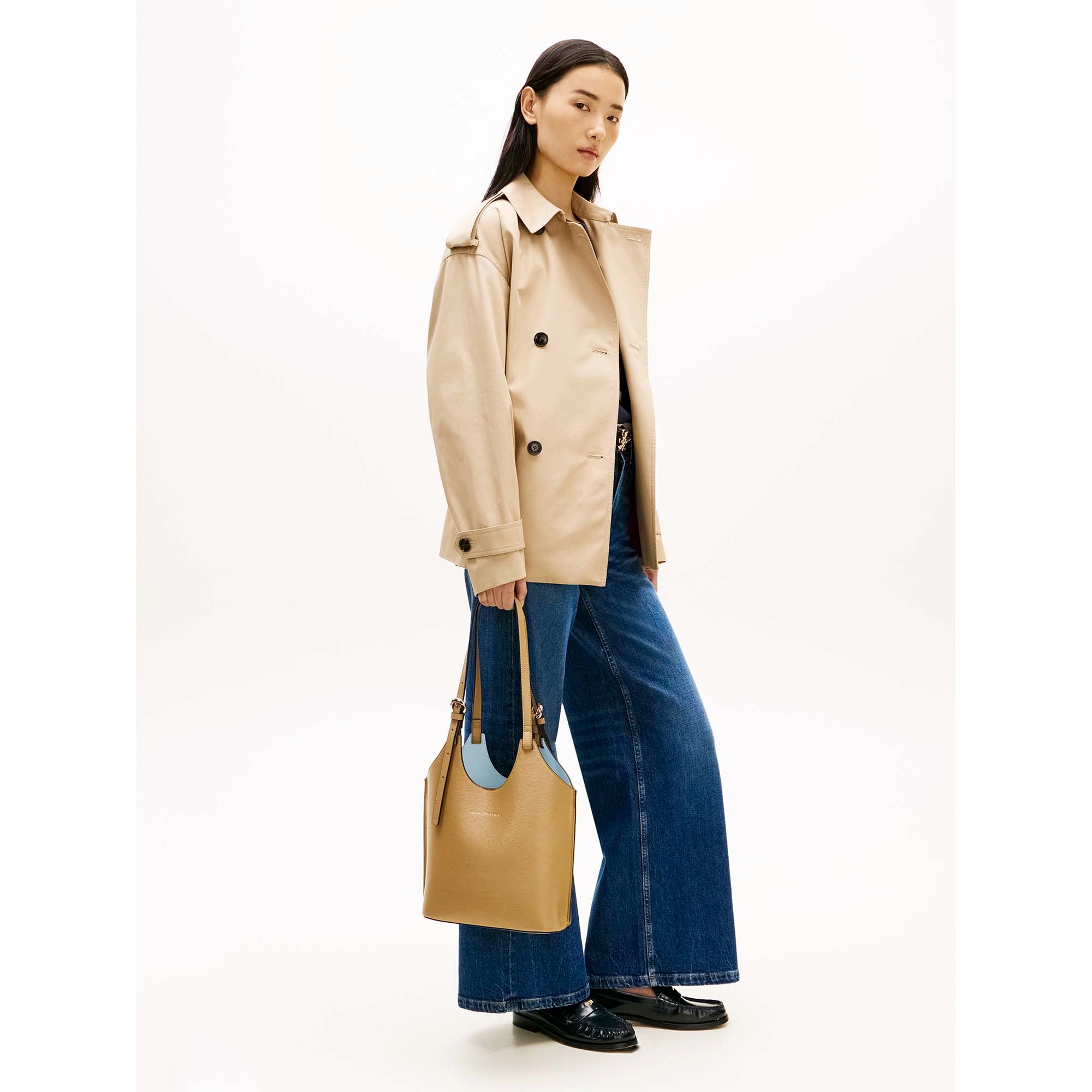 TH_MODERN_MINI_TOTE_AW0AW18617_RBC_Image_5