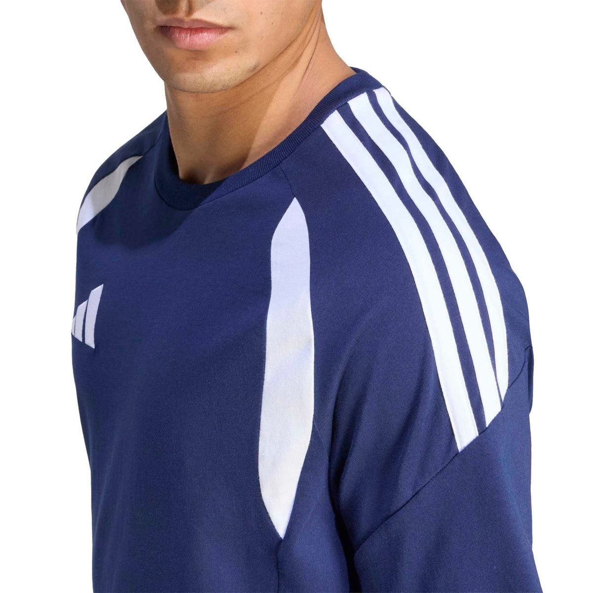 TIRO26L_SW_TEE_JY7187_TENABLW_Image_5