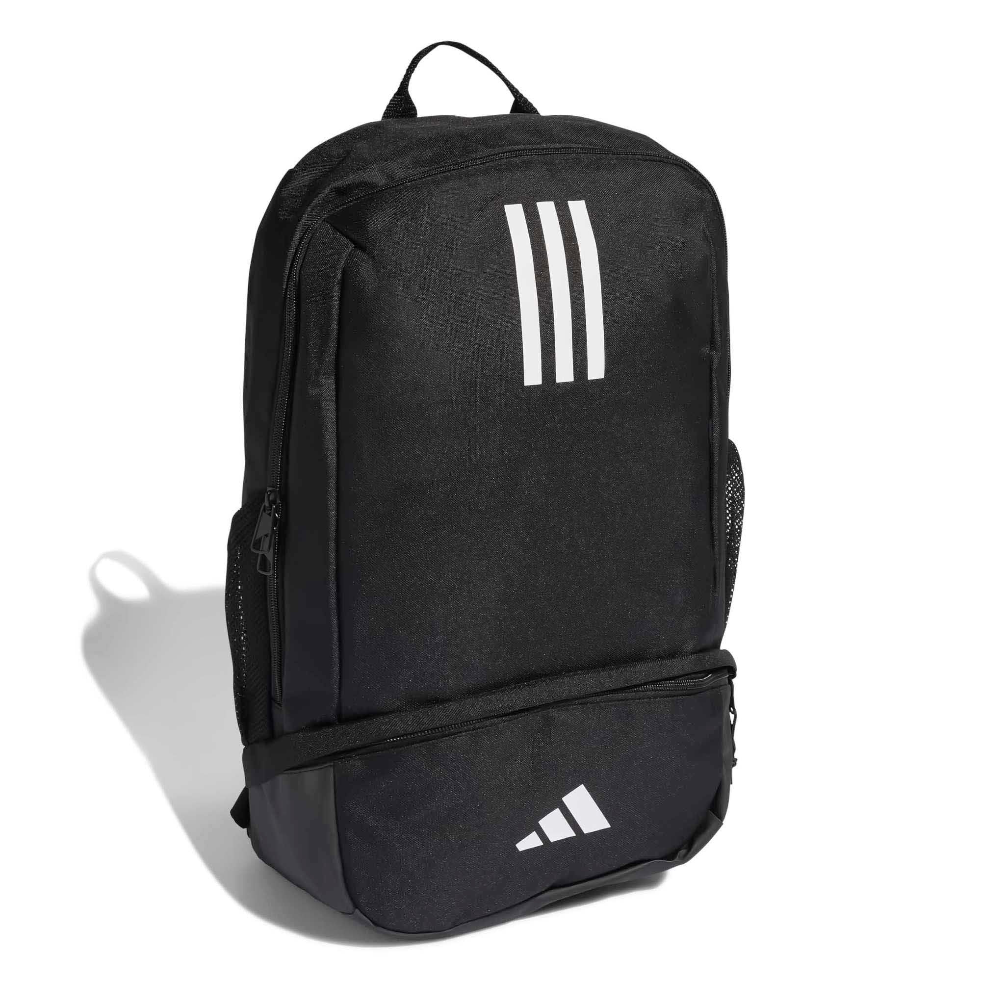 TIRO_L_BACKPACK_HS9758_BLACKWH_Image_3