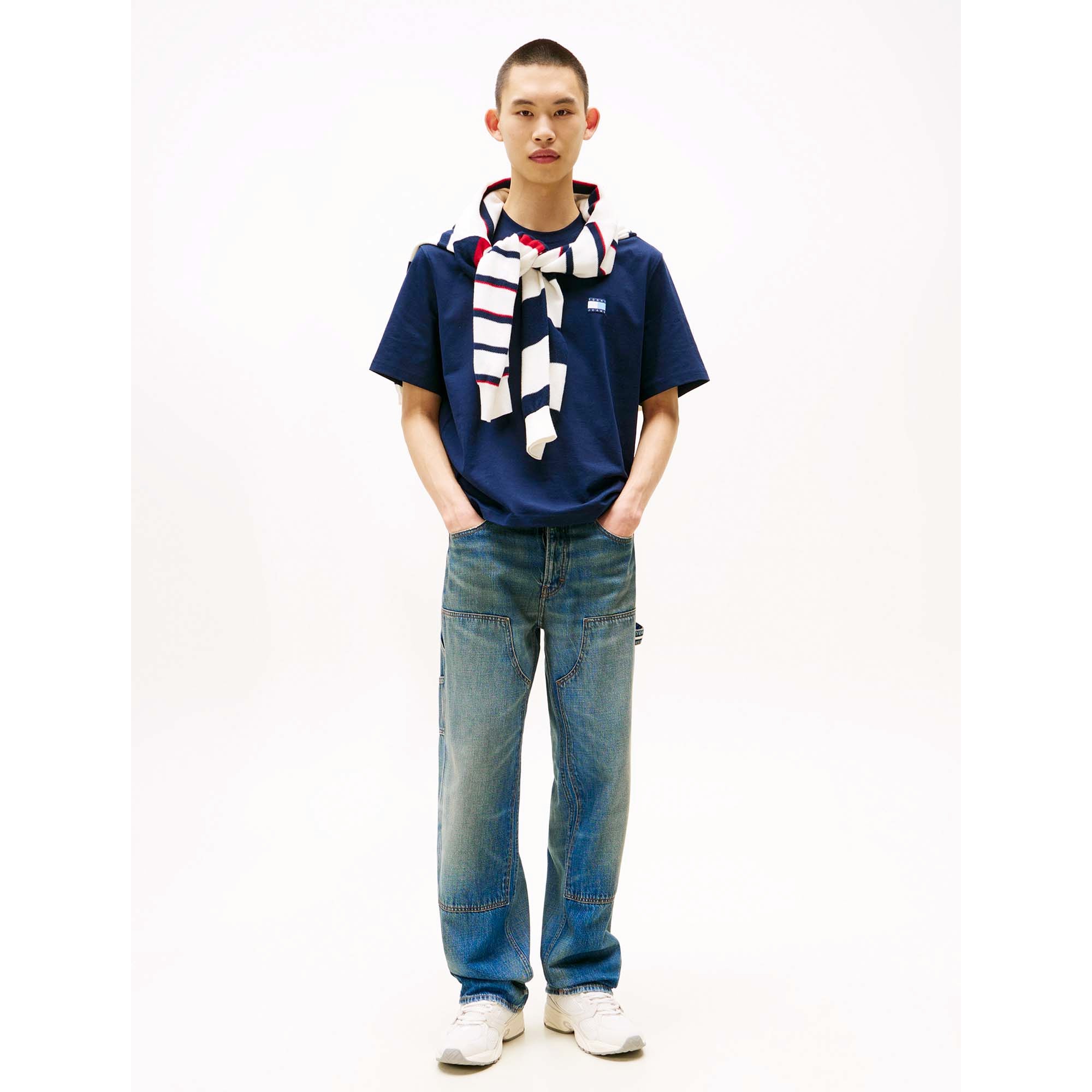 TJM_90S_POP_COL_NW_C_DM0DM21785_C1G_Image_4