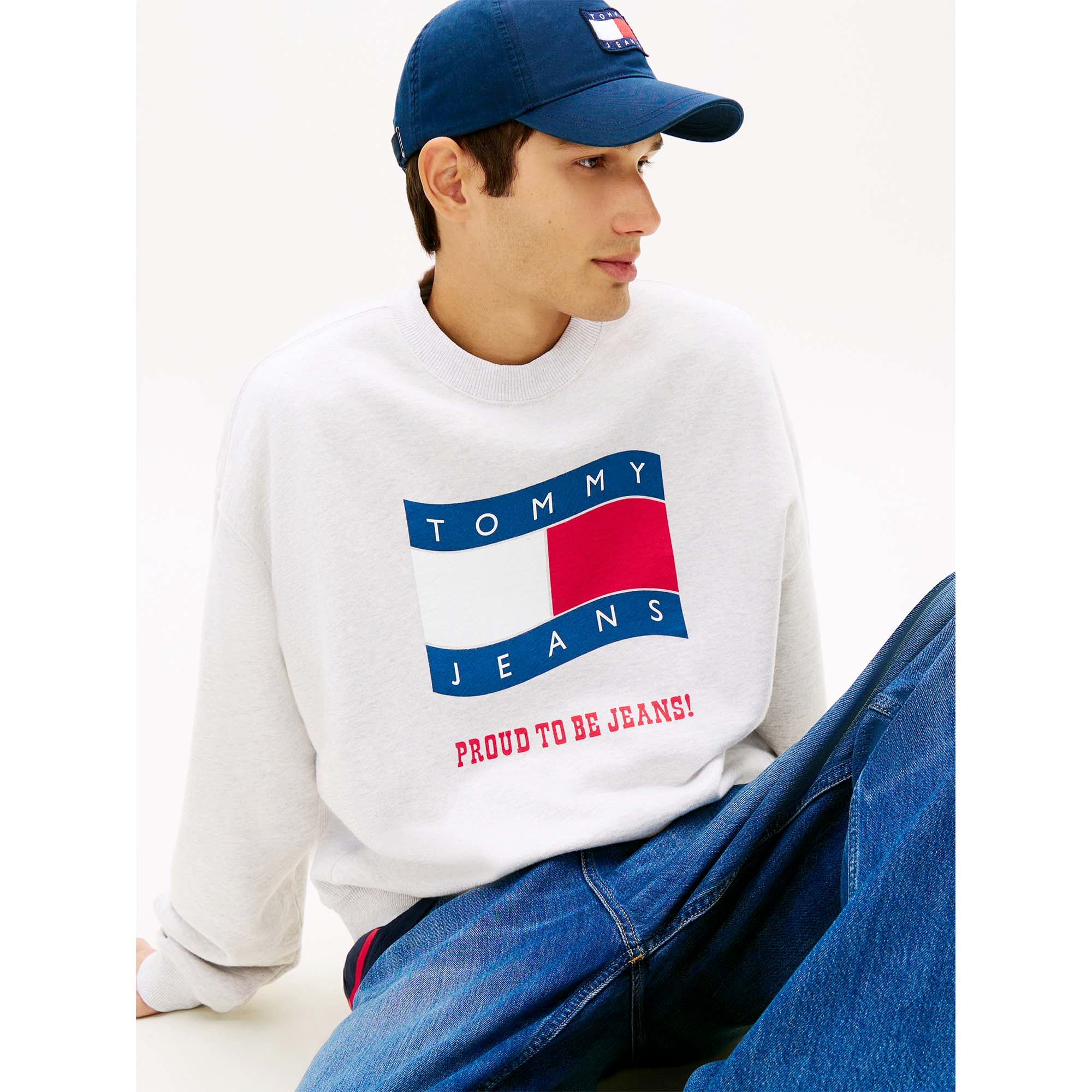 TJM_90S_WAVY_FLAG_CR_DM0DM22689_P08_Image_4