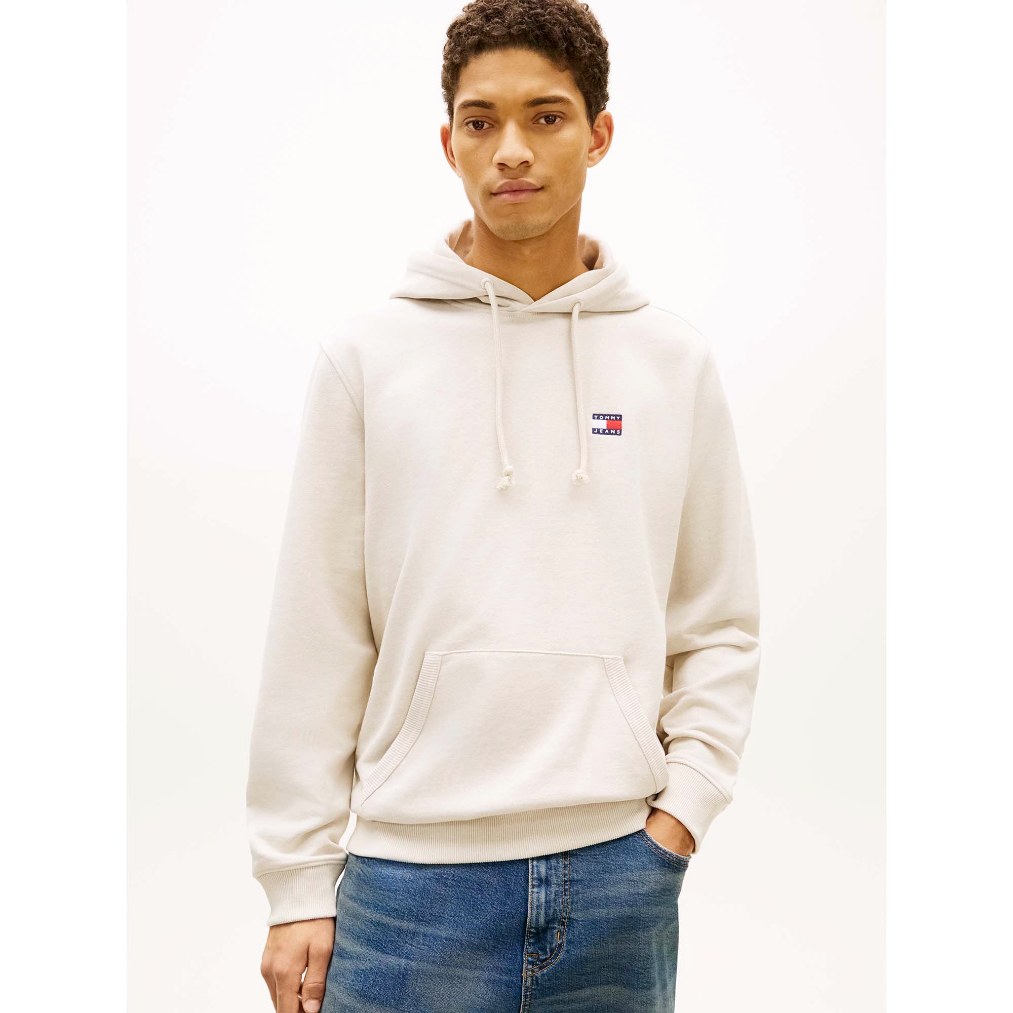 TJM_REG_BADGE_HOODIE_DM0DM22666_YBH_Image_2