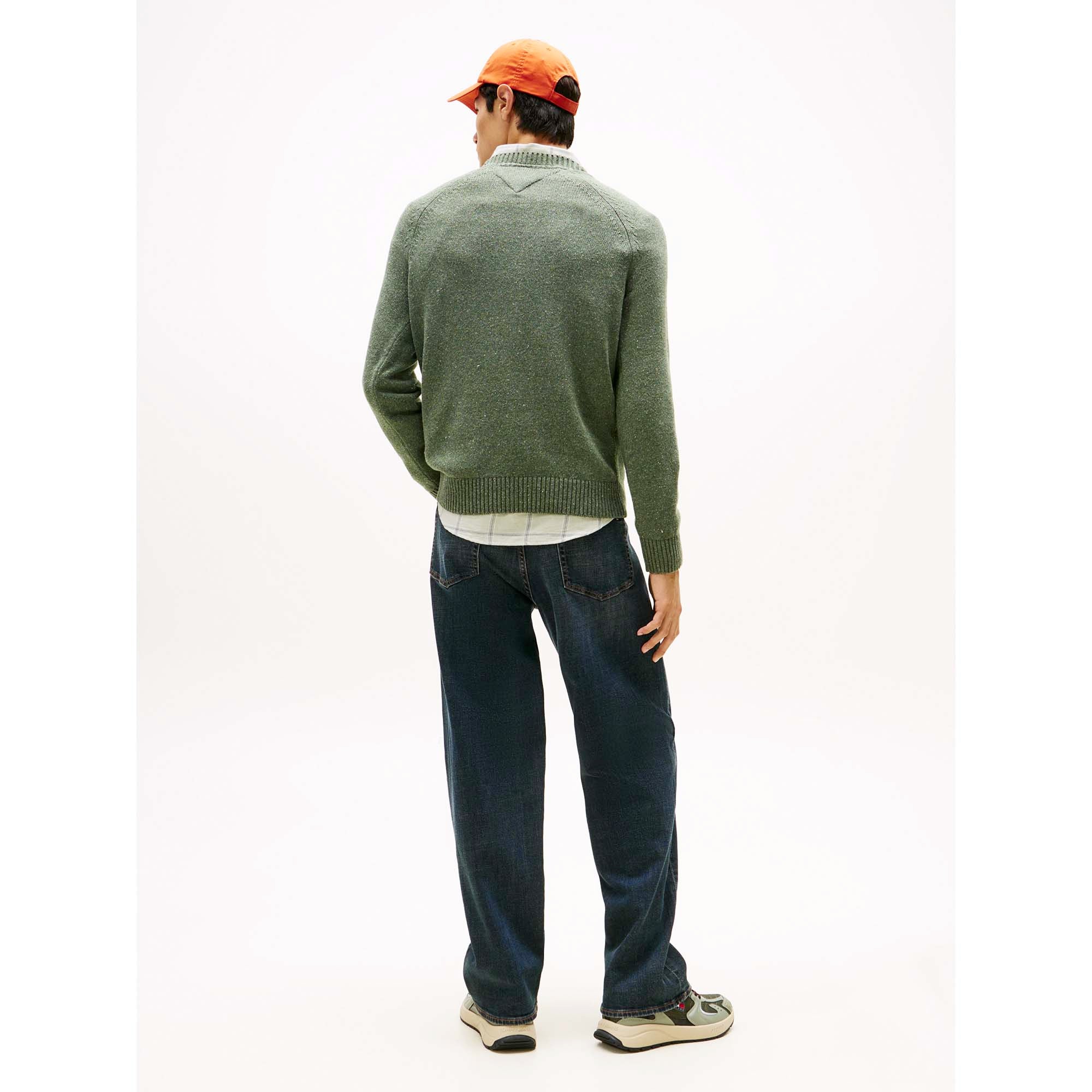 TJM_SLIM_LINEAR_RAGL_DM0DM22097_MRH_Image_3