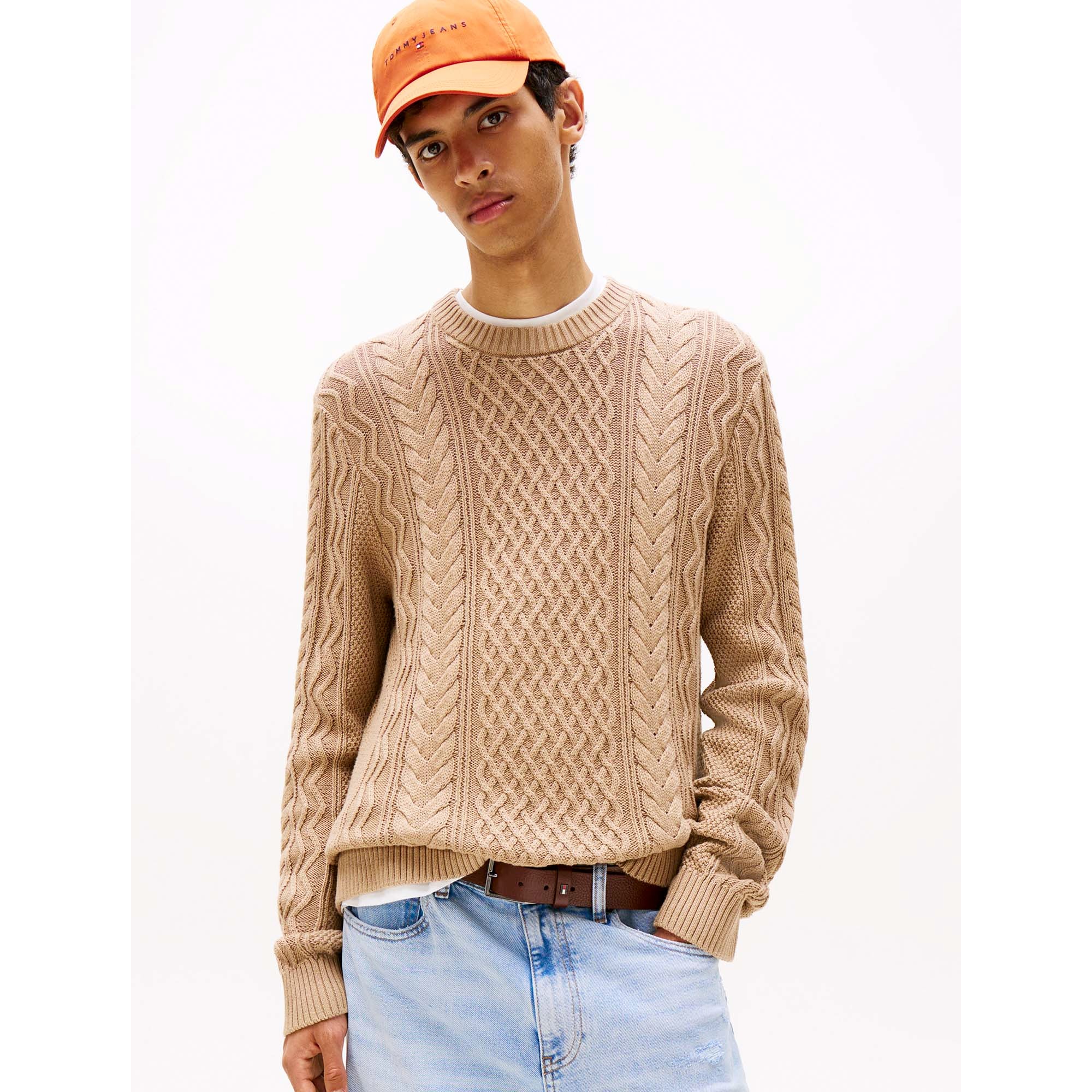 TJM_SLM_BADGE_CABLE_DM0DM22101_0HD_Image_2