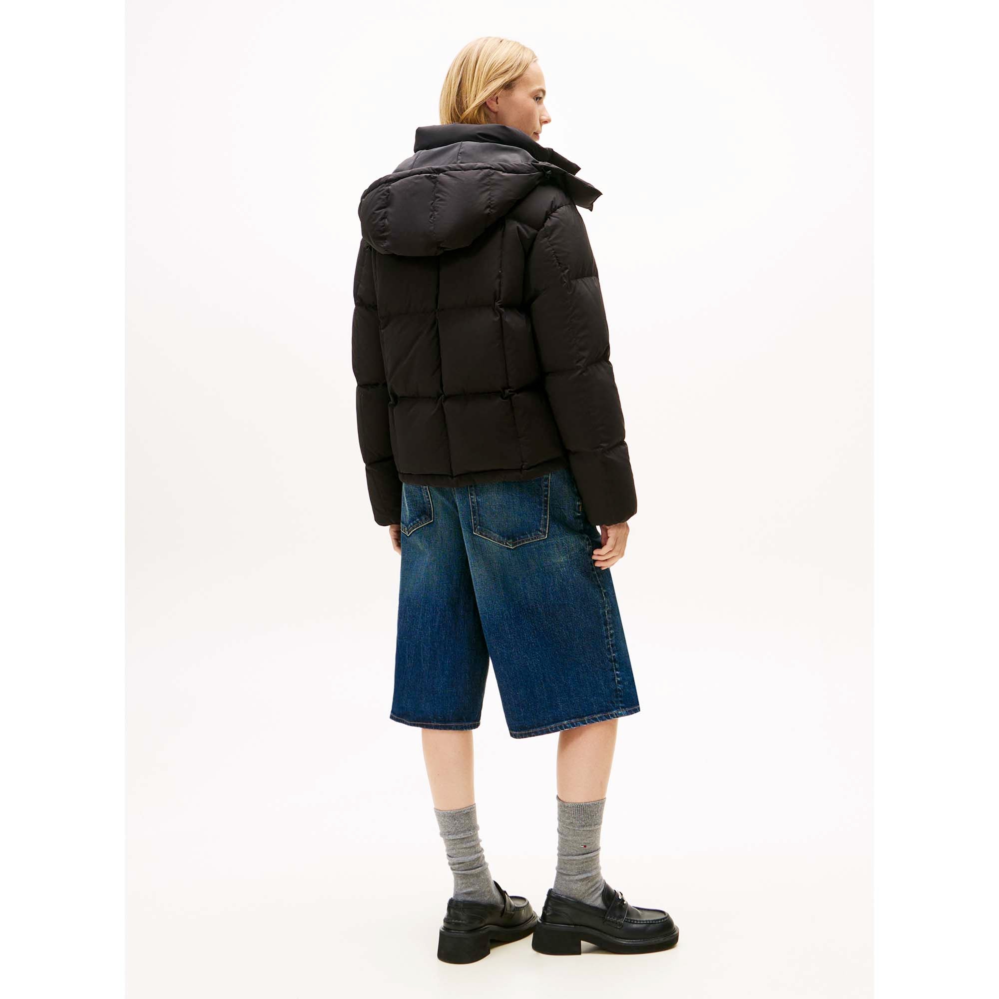 TJW_ALASKA_GRID_DOWN_JACKET_EXT_DW0DW21623_BDS_Image_3