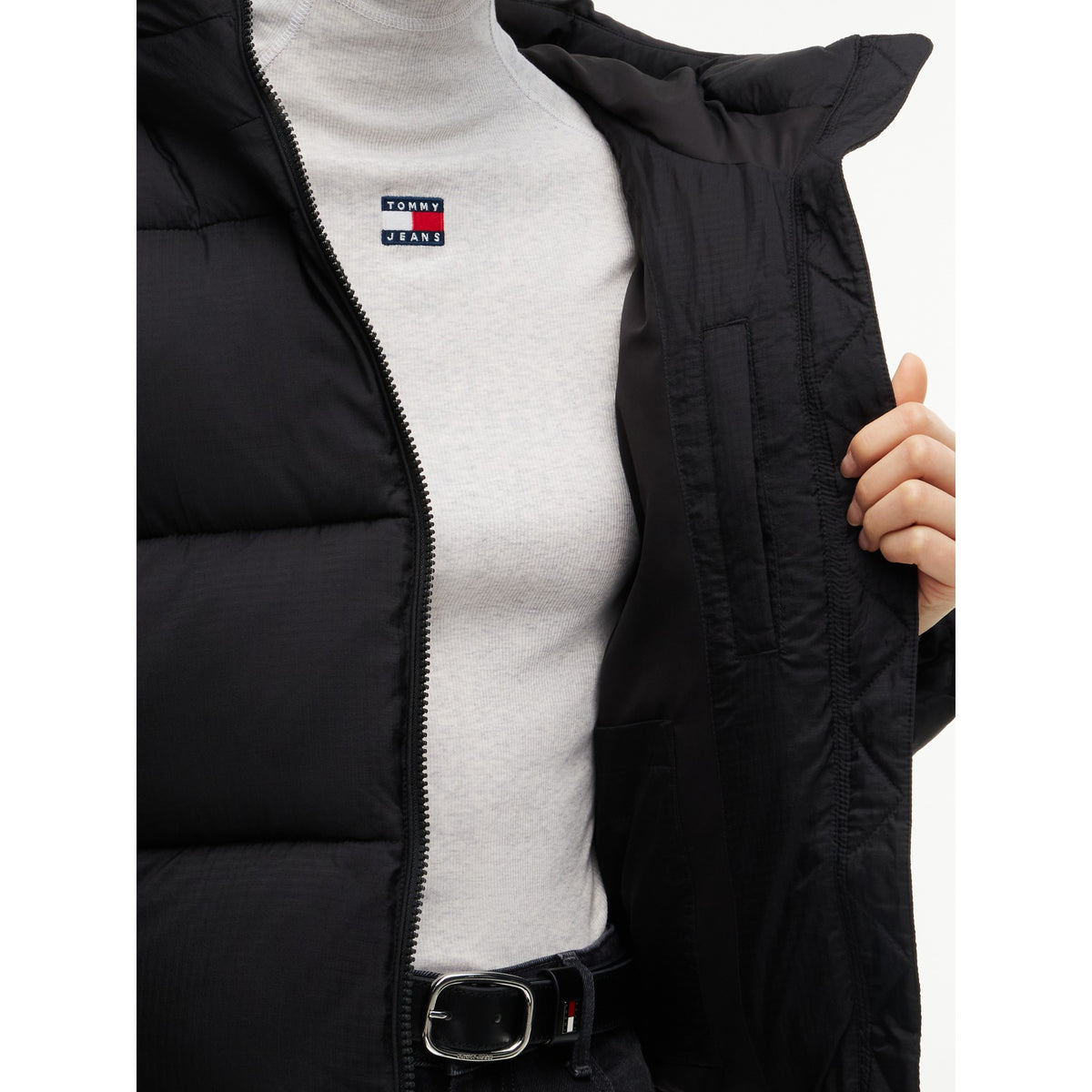 TJW_HOODED_PUFFER_JA_DW0DW21625_BDS_Image_4