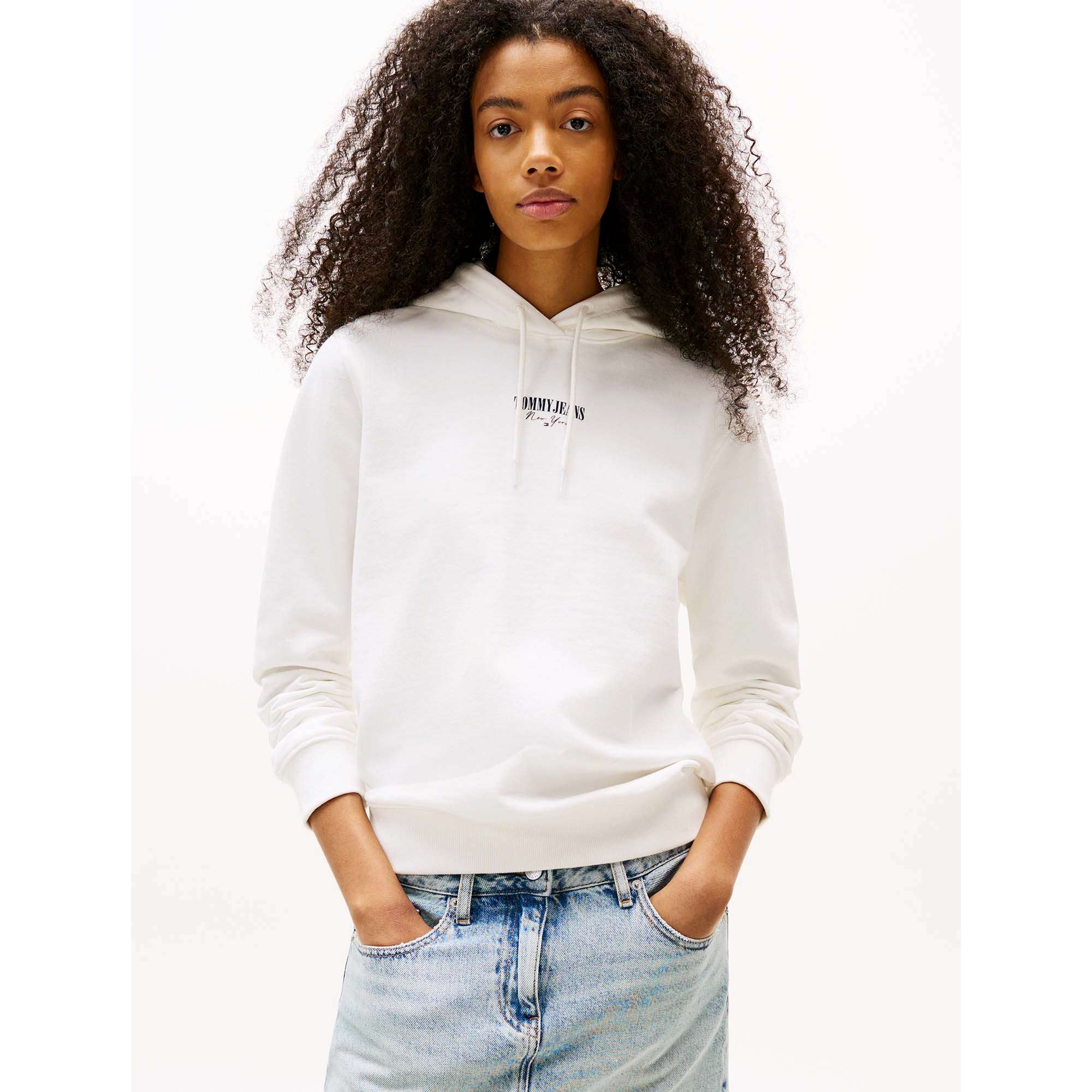 TJW_REG_ESS_LOGO_2_H_DW0DW20943_YBL_Image_2