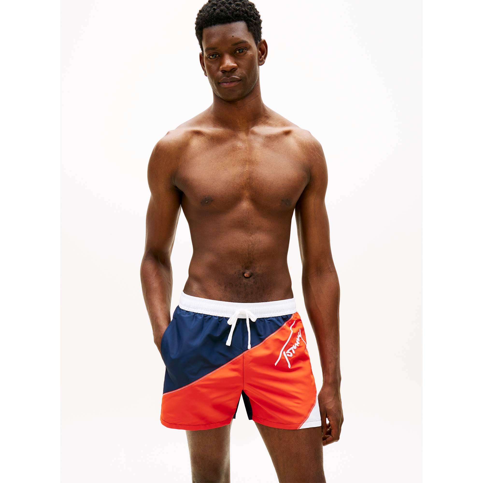 TJ_MEDIUM_DRAWSTRING_DIAG_CB_UM0UM03861_XNL_Image_2