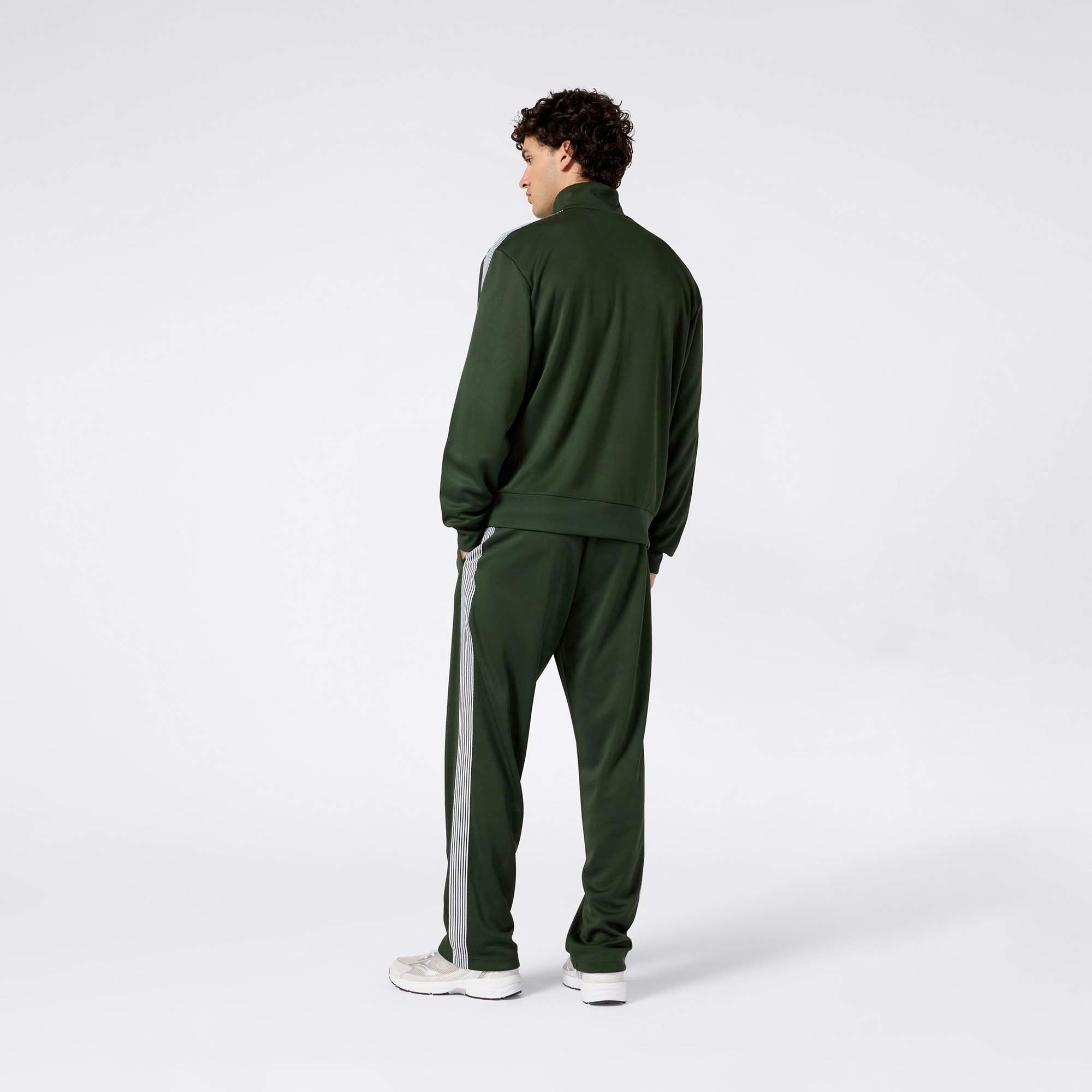 TRACKSUIT_221747_GS586_Image_3