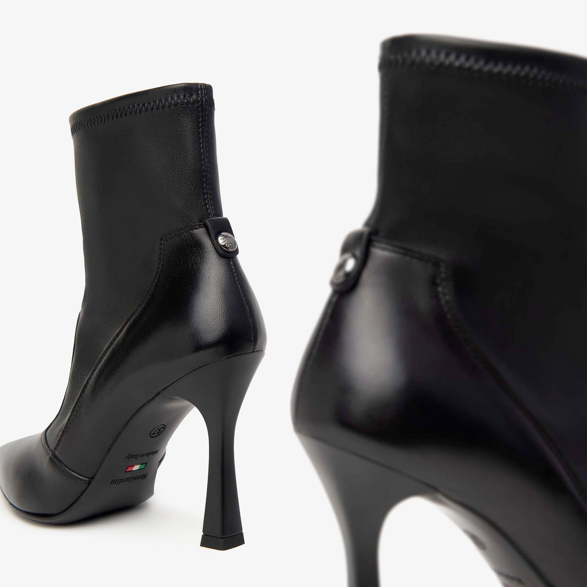 TRONCHETTO_NAPPA_PANDORA_GIO_I410842DE_100_Image_4