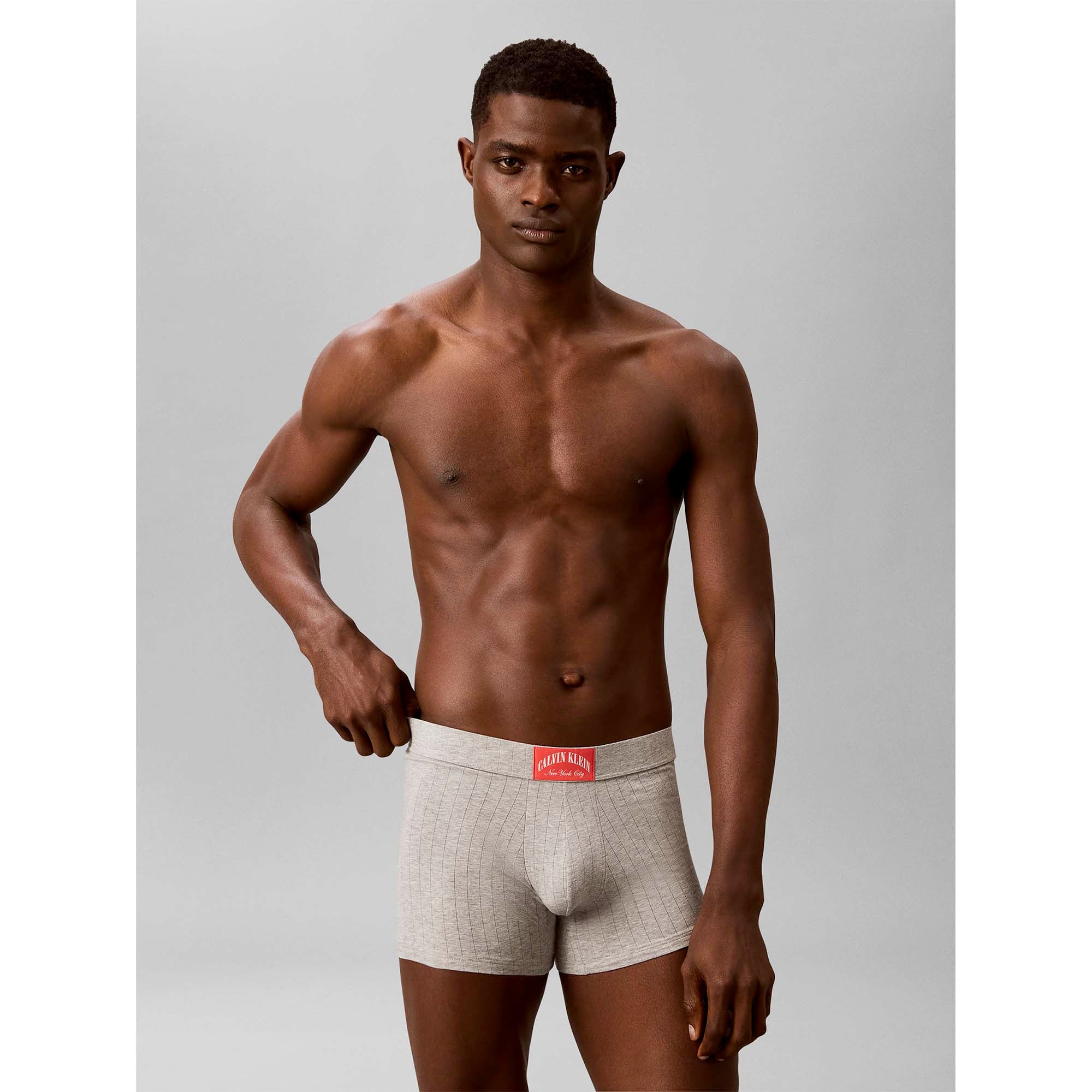 TRUNK_LV00NB4504_V8C_Image_2