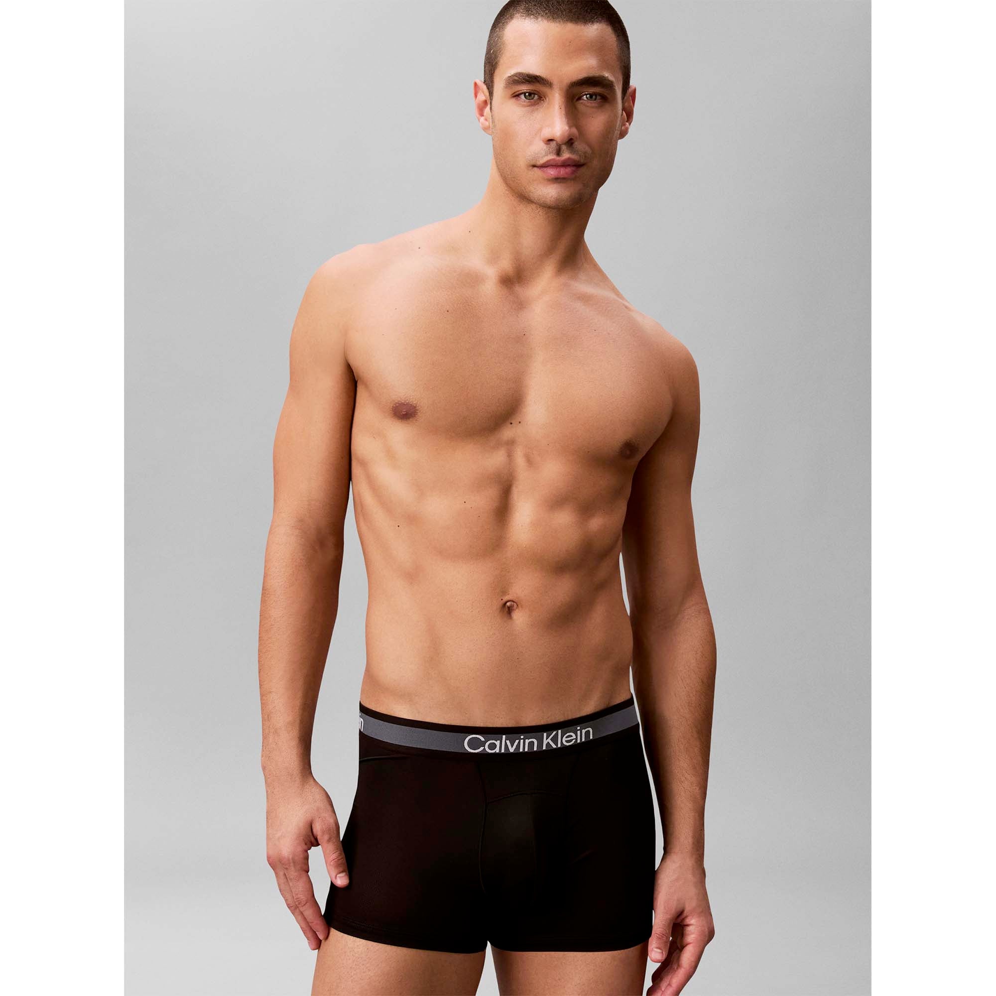 TRUNK_LV00NB4532_UB1_Image_2