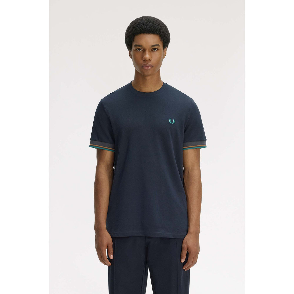 TWIN_TIPPED_CUFF_T-SHIRT_M2396_608_Image_2